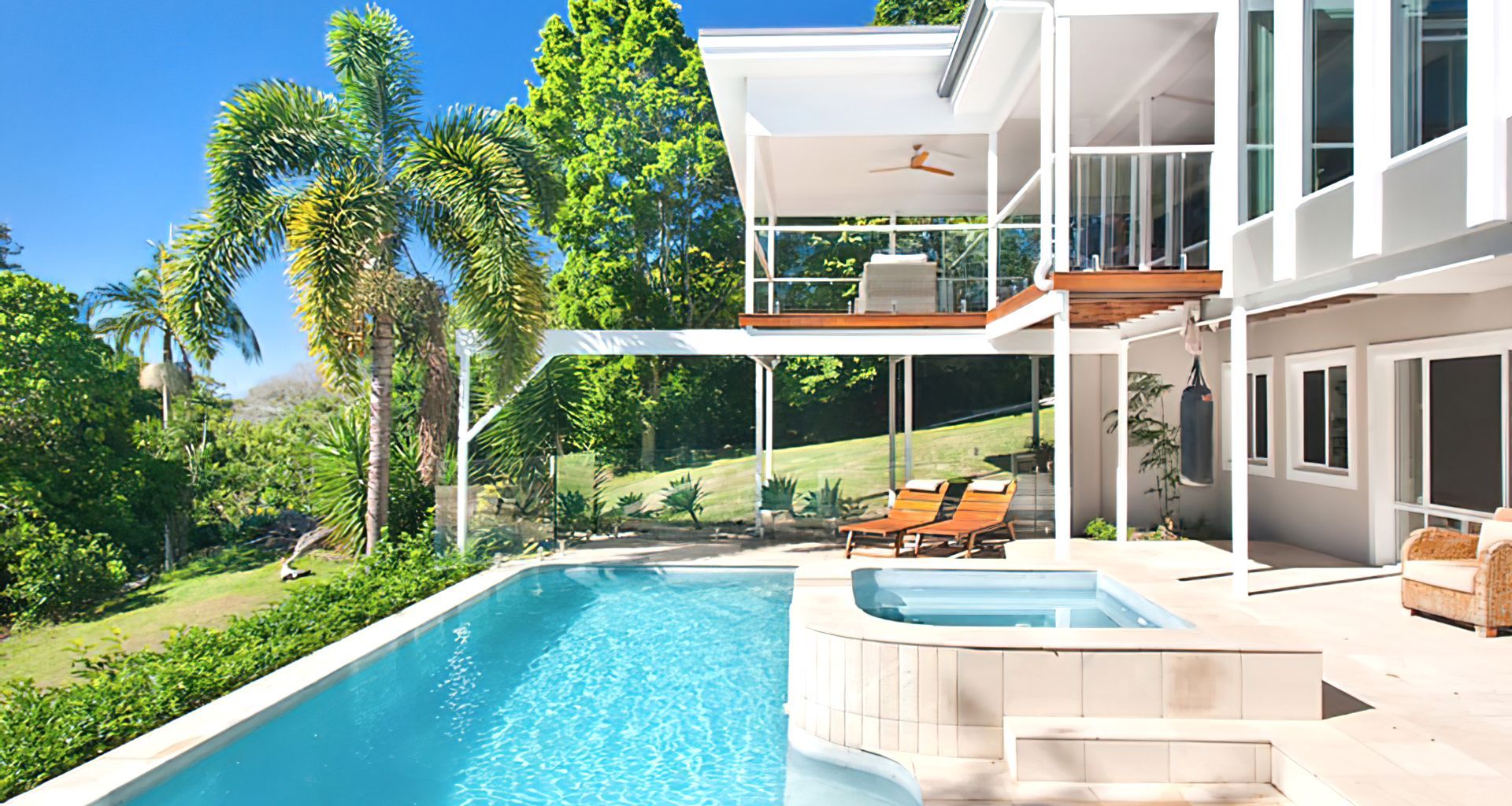 Eckersley Avenue Residence banner