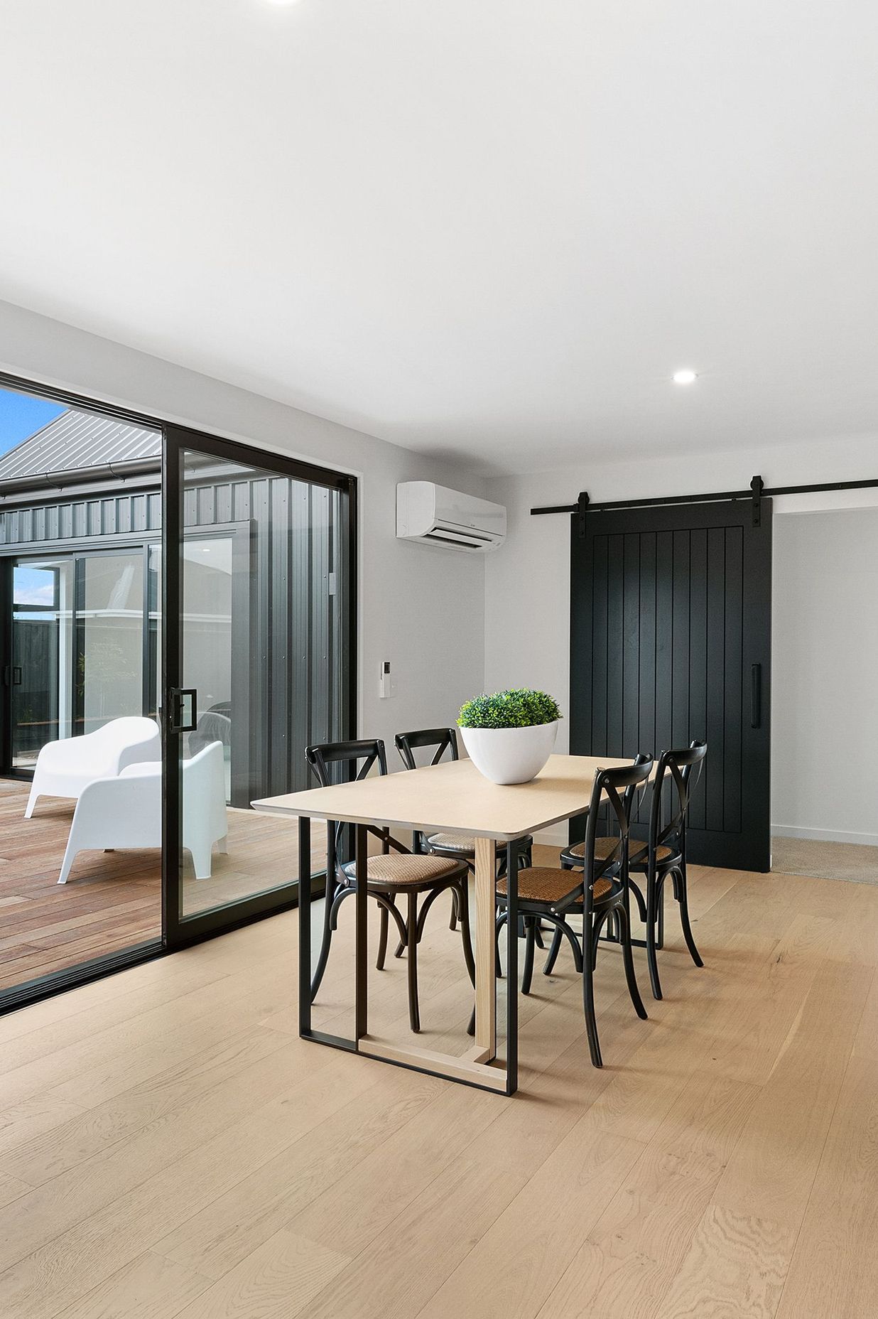 018Open2viewID469570-4BrewburyCourt-v2.jpg