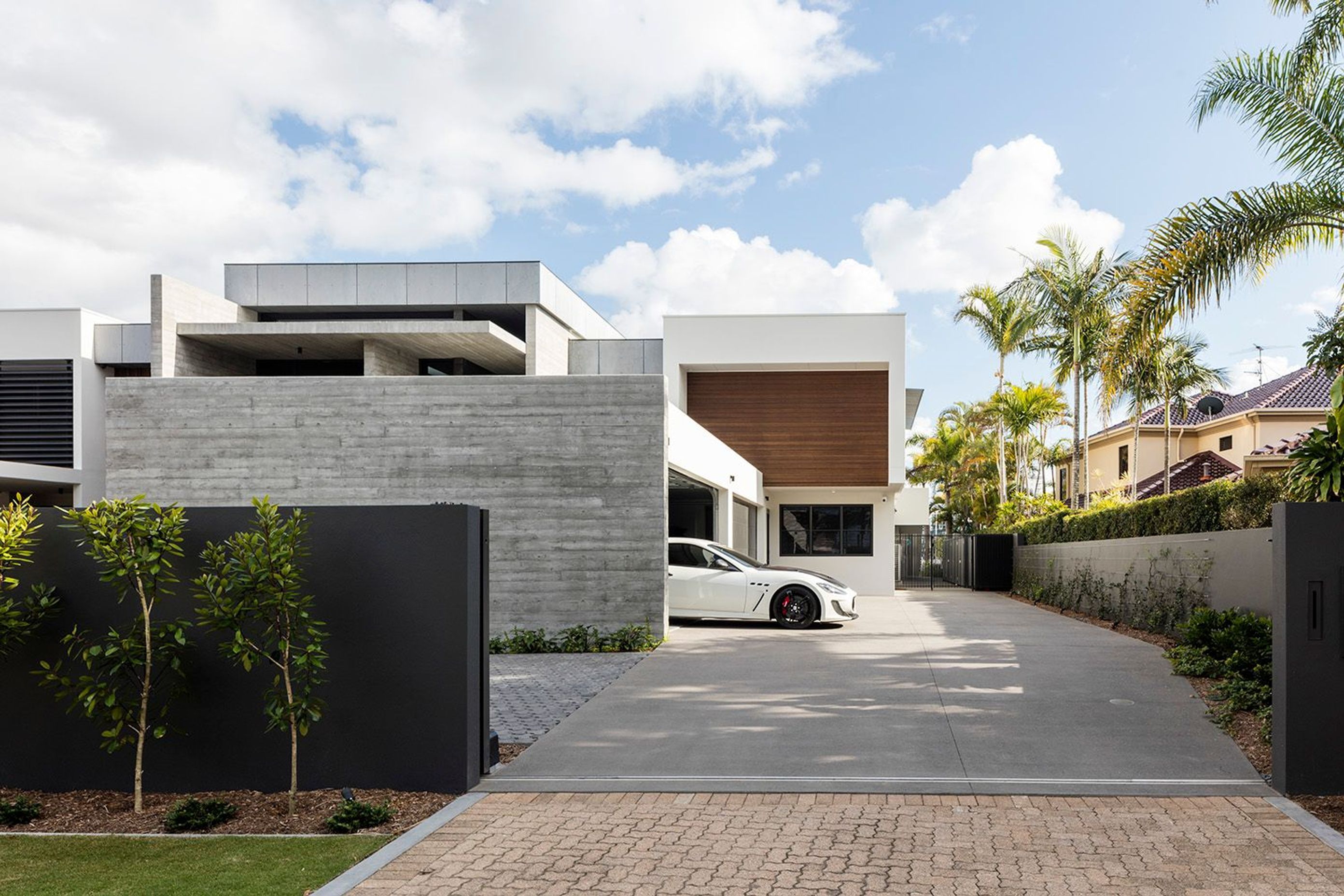 Minyama Island Residence