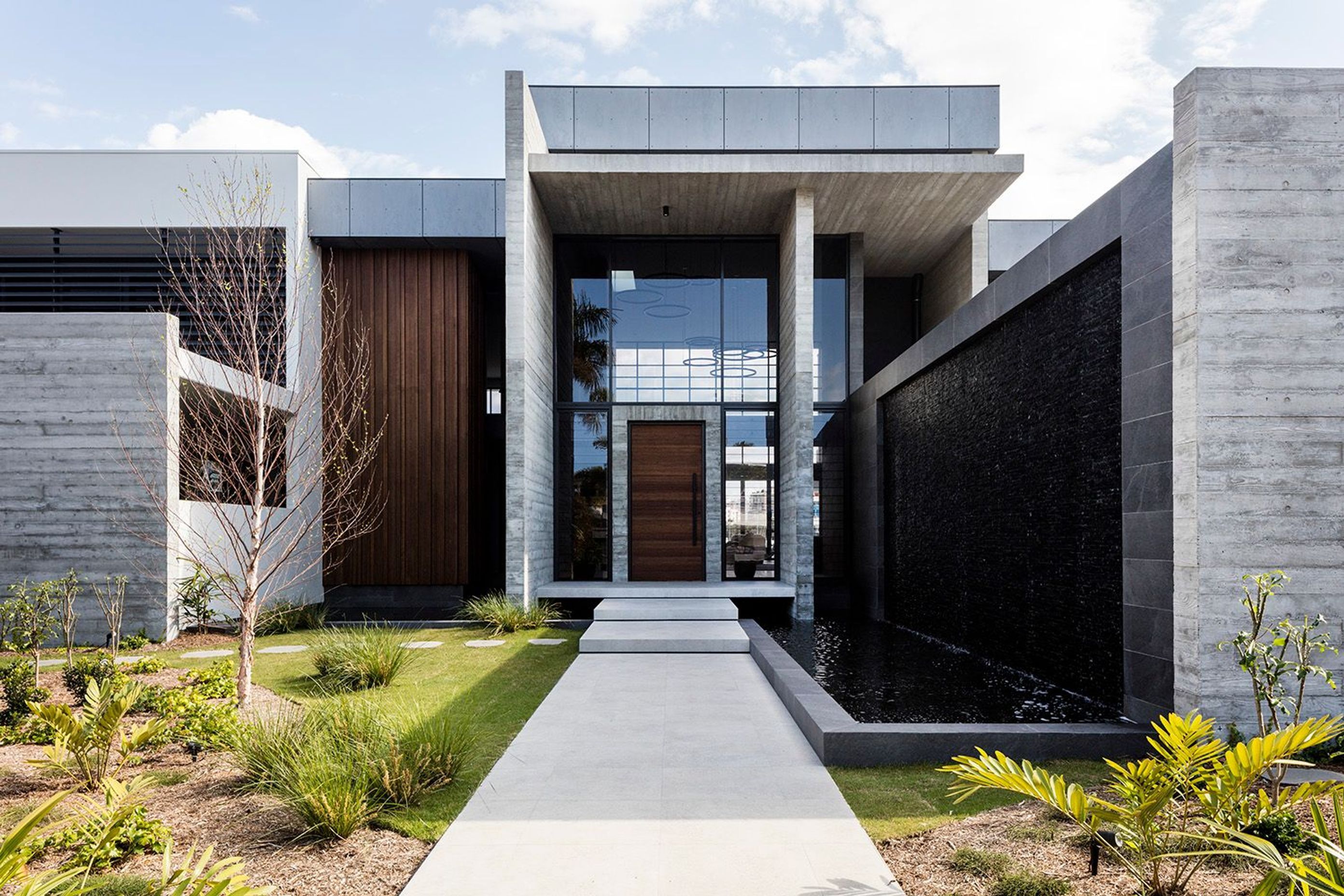 Minyama Island Residence