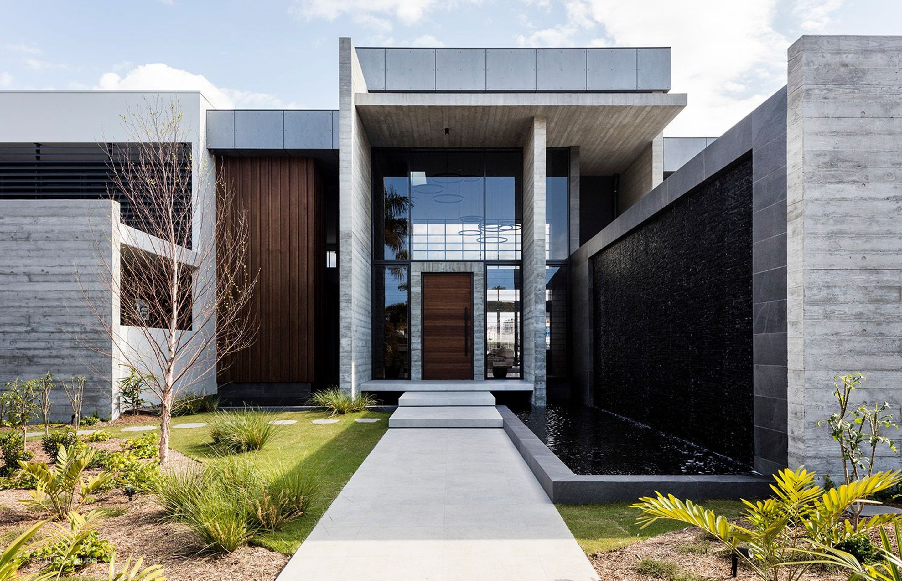 Minyama Island Residence