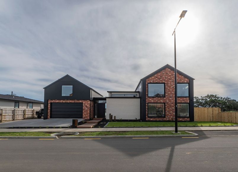 Tahuna Minhinnick Dr
