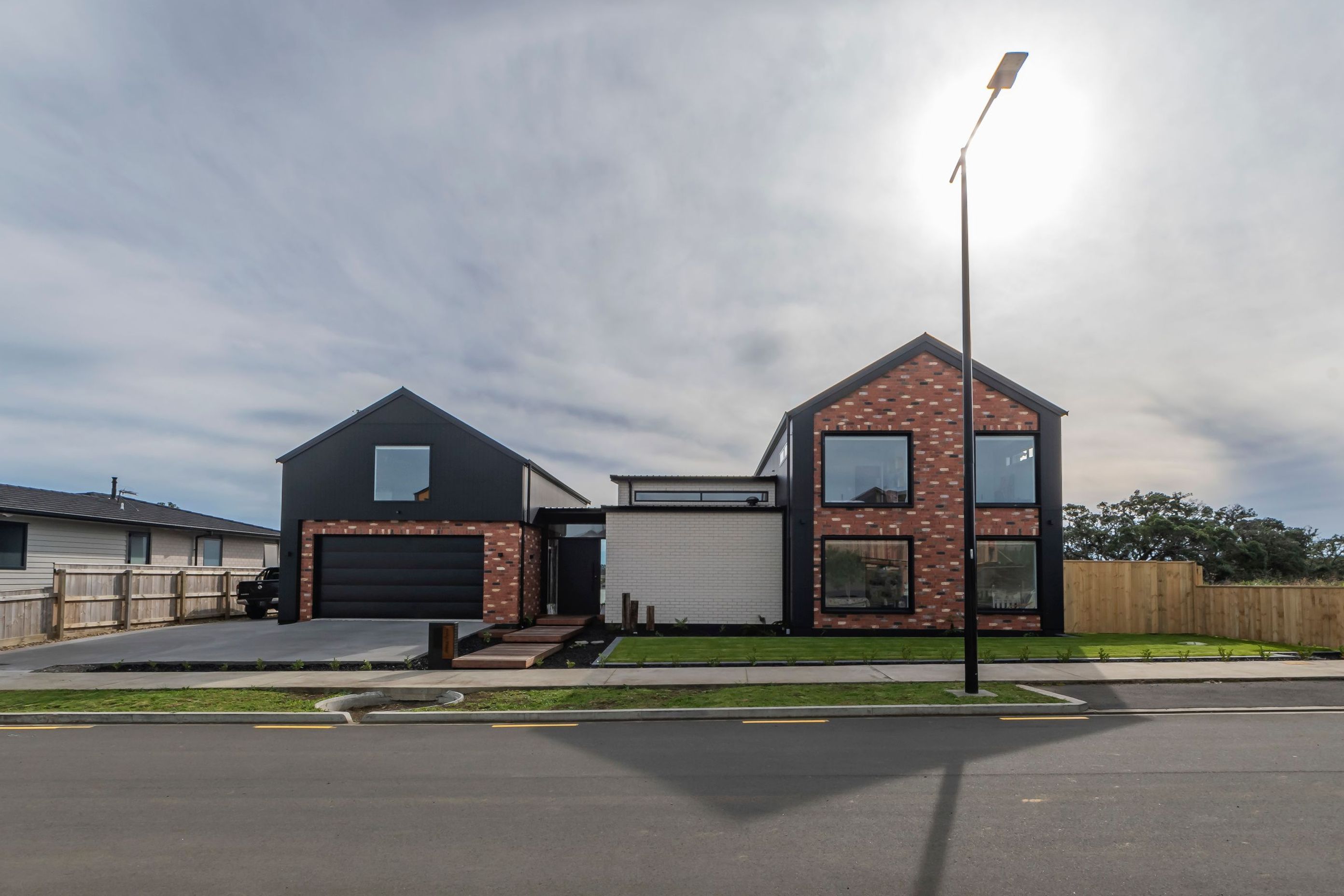Tahuna Minhinnick Dr