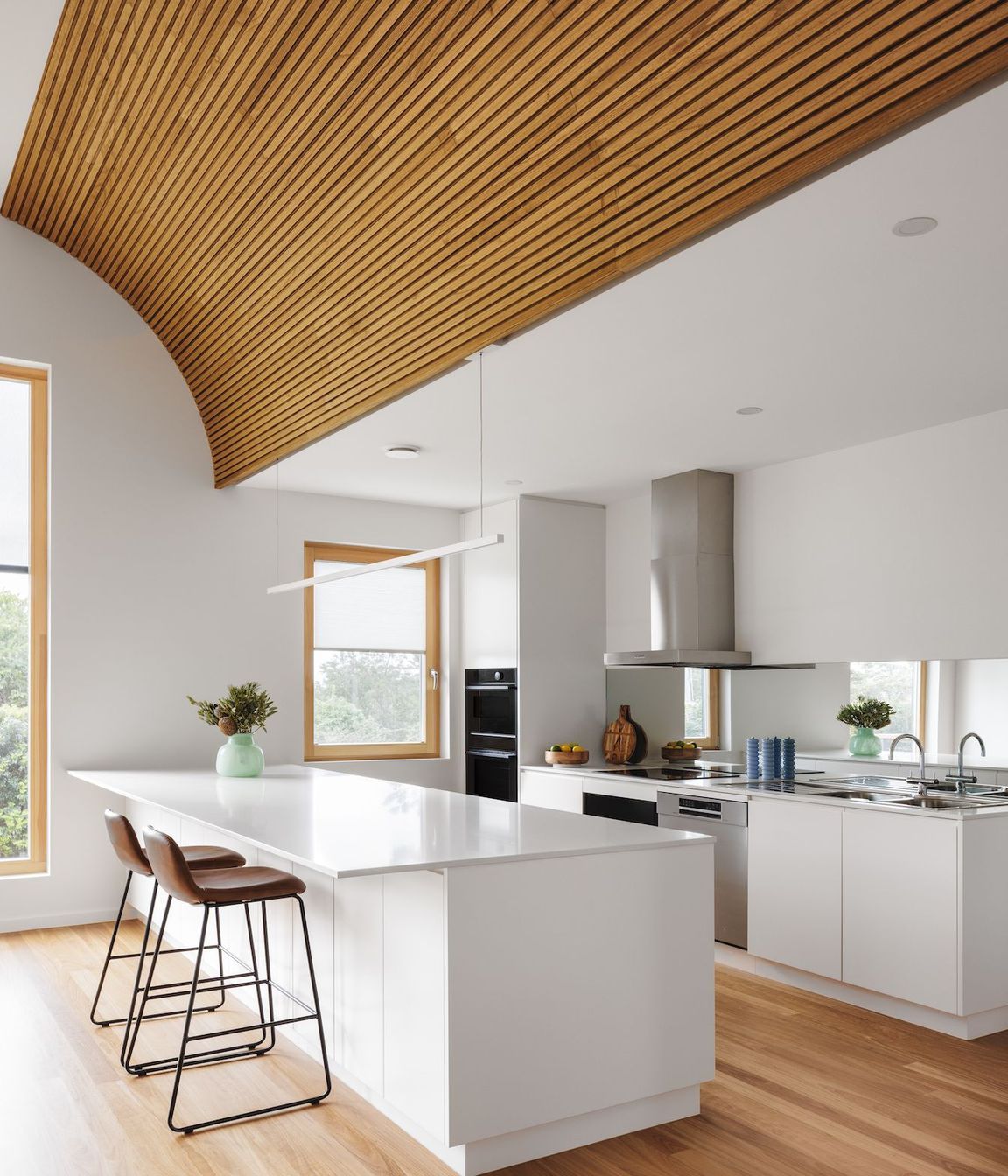 03-envirotecture-berowra-heights-nsw-kitchen-2.jpg