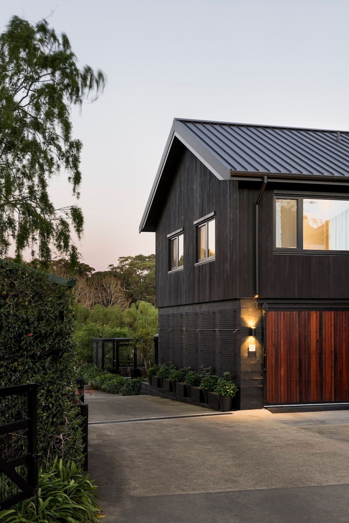 03-envirotecture-robertsonpassivhaus-passivhaus-newsouthwales-exterior.jpg