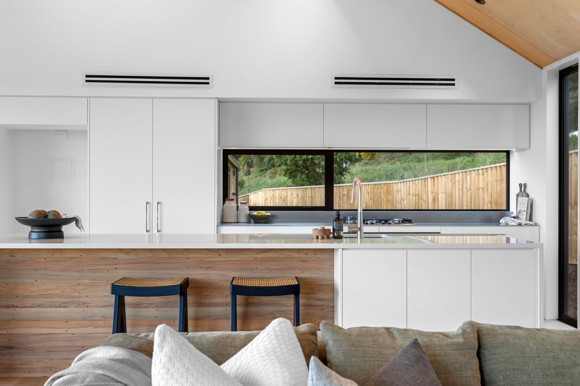 030Open2viewID582439-DrayPl2Halswell.jpg