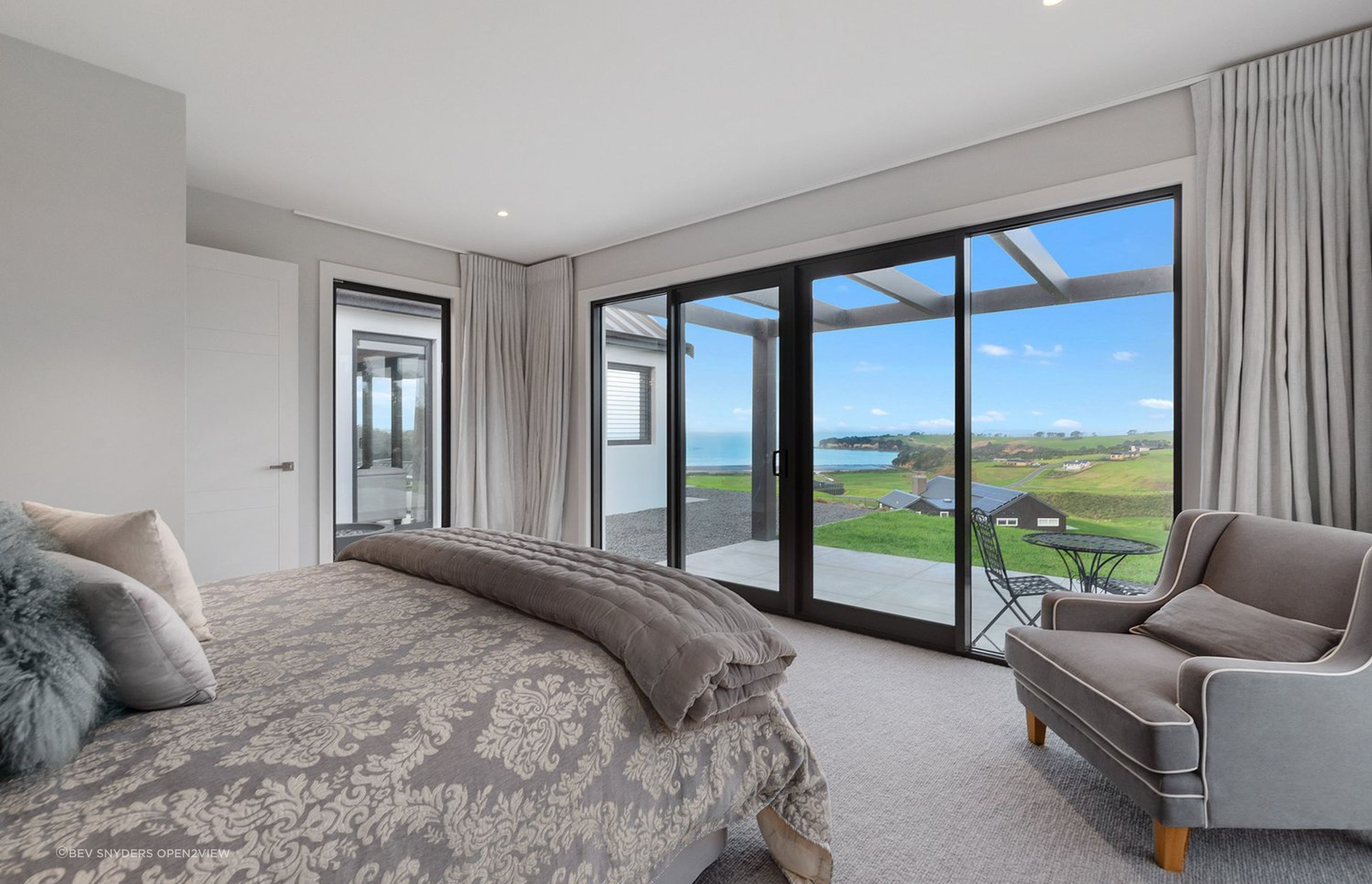 034Open2viewID513513-38Tahapuke.jpg