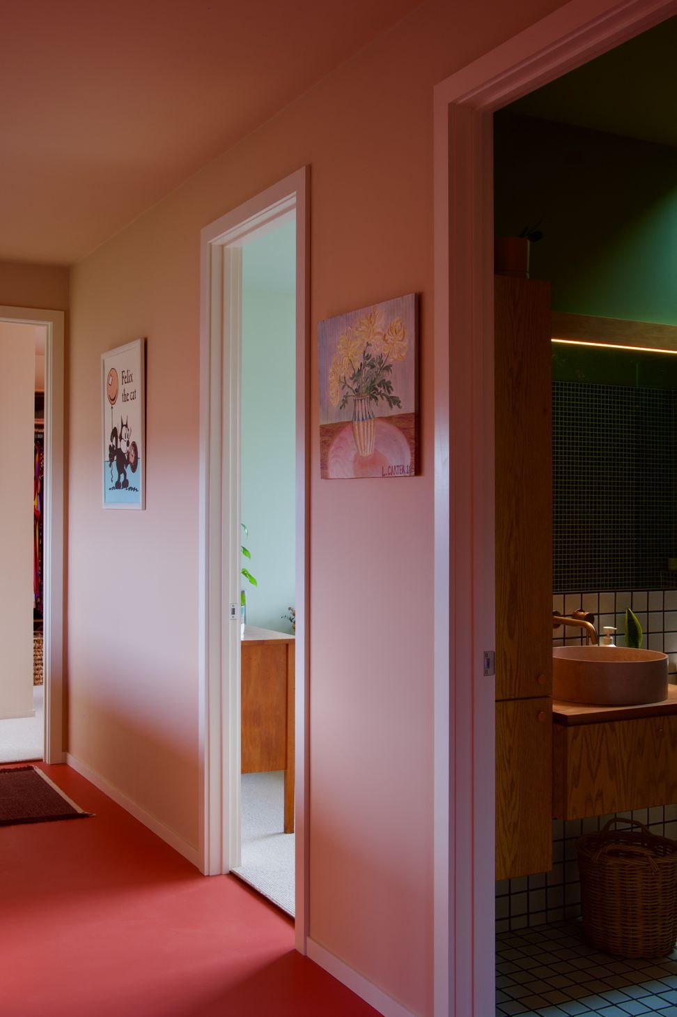 04-Hallway-1.jpg