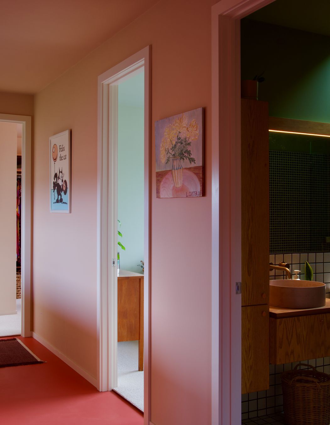 04-Hallway-1.jpg