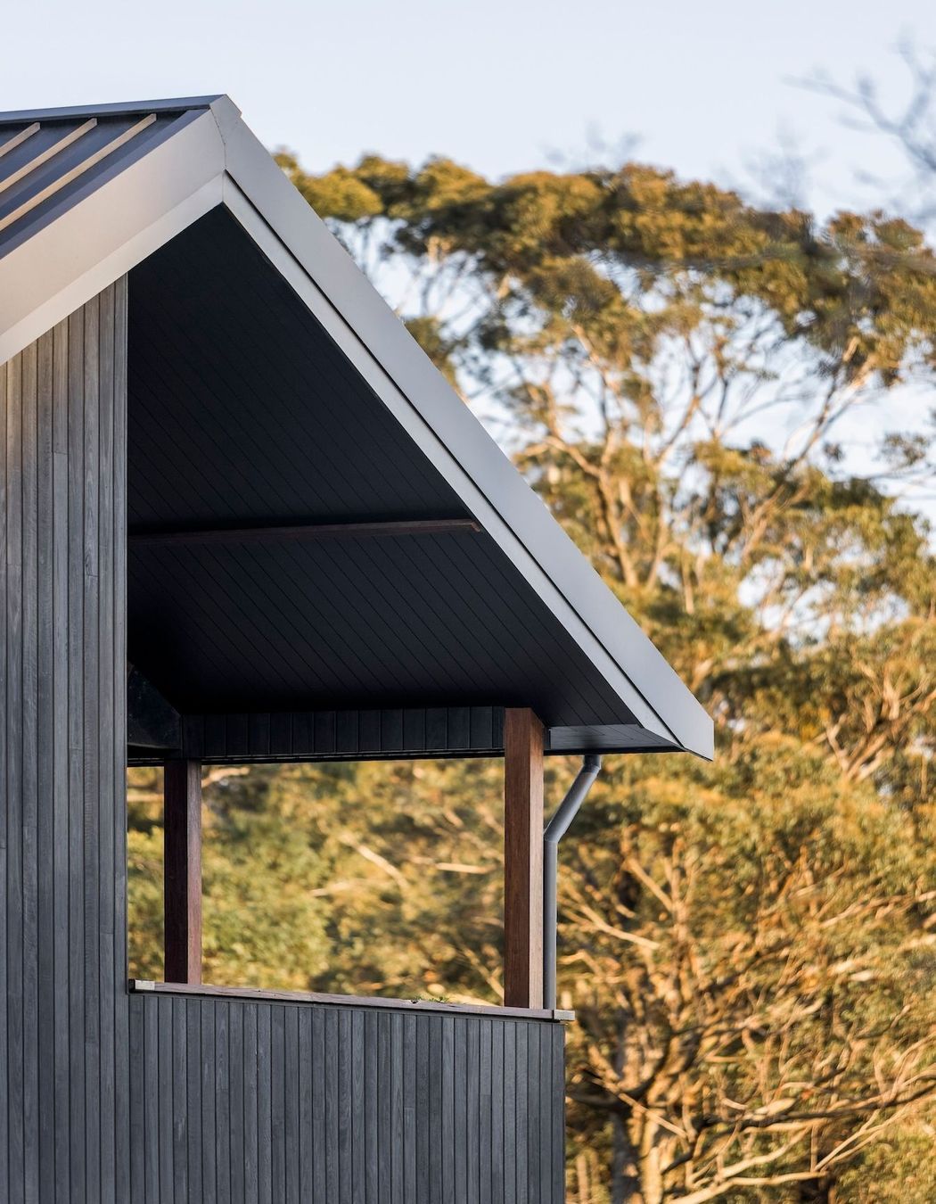 04-envirotecture-robertsonpassivhaus-passivhaus-newsouthwales-exterior.jpg