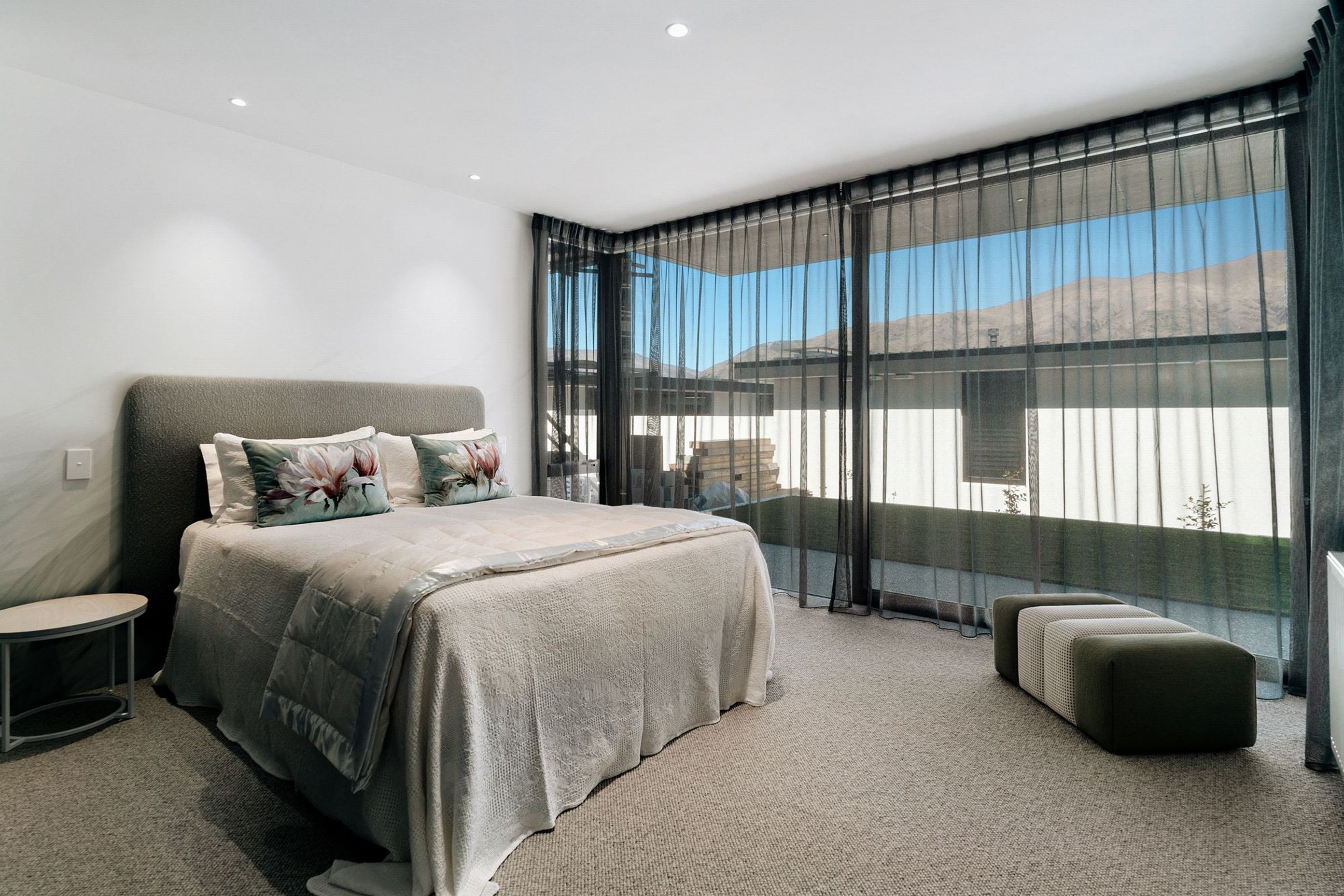 6 Bay Rise
