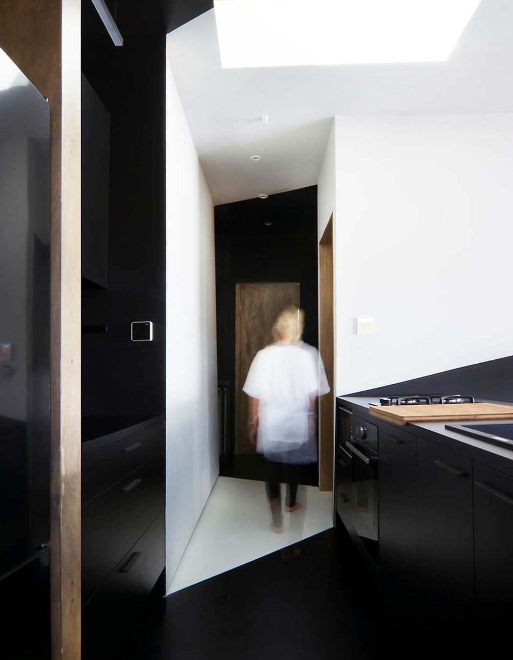 House 33.2 - Monochrome Home