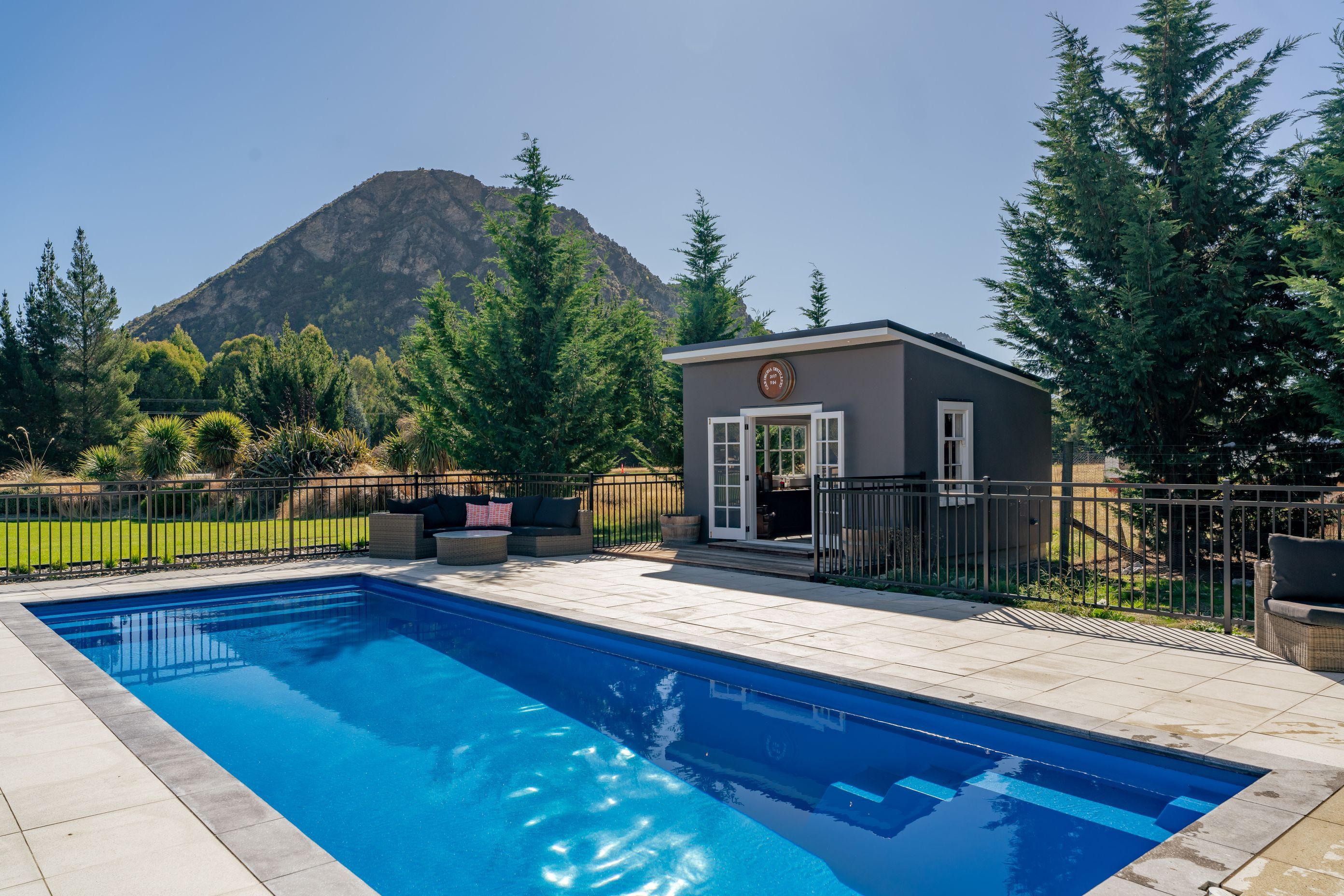 050Open2viewID555252-27RiverbankRoad.jpg