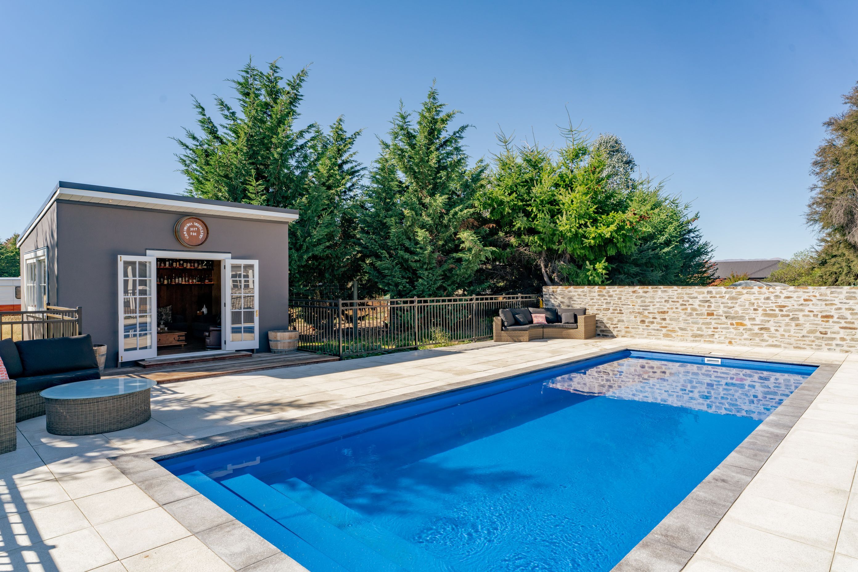 051Open2viewID555252-27RiverbankRoad.jpg