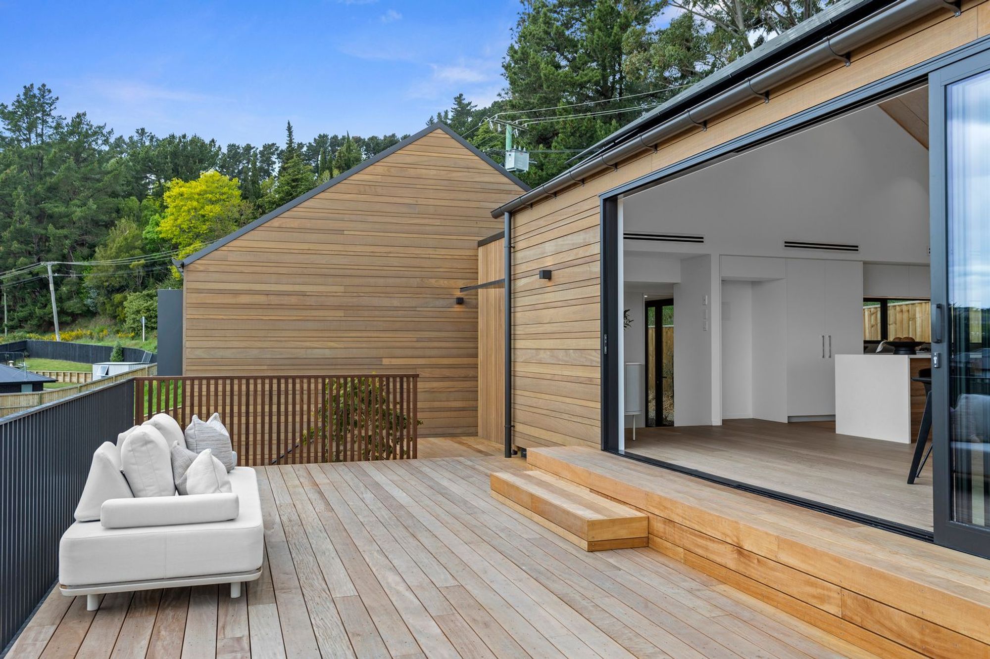 054Open2viewID582439-DrayPl2Halswell.jpg