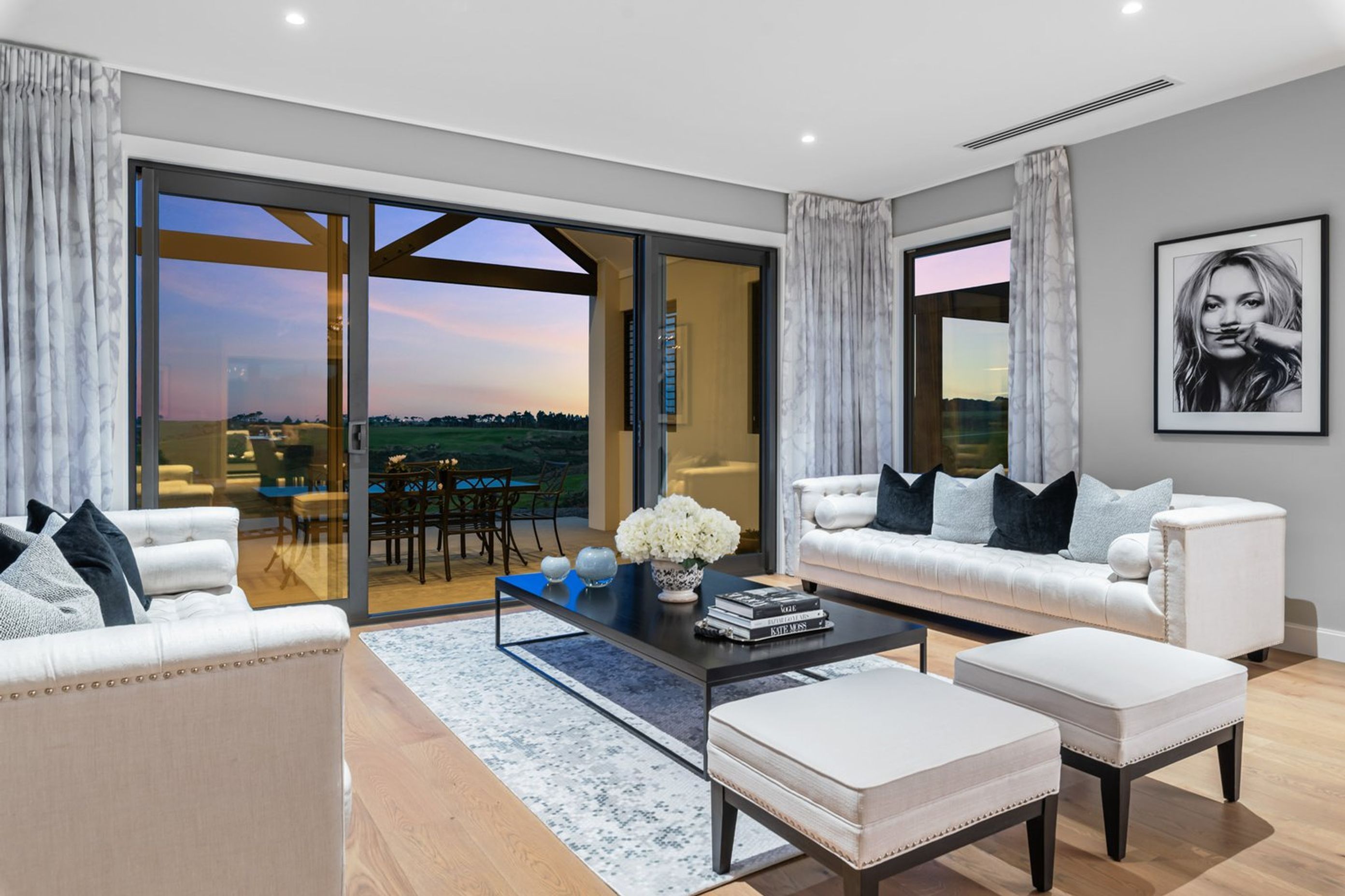 060Open2viewID513513-38Tahapuke.jpg