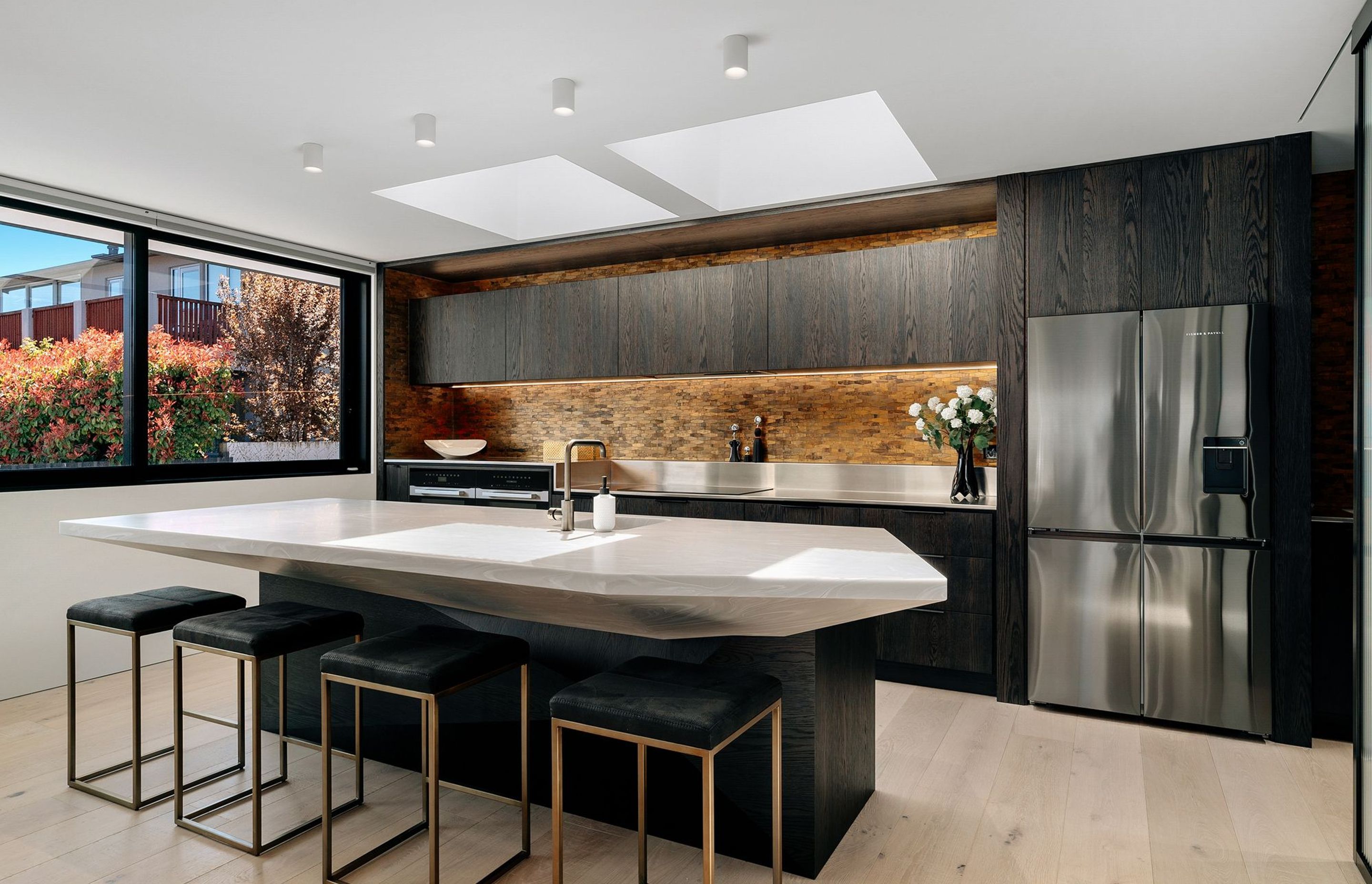 6 Bay Rise