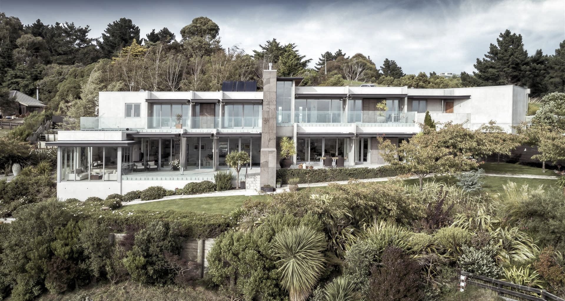 House into the hill banner
