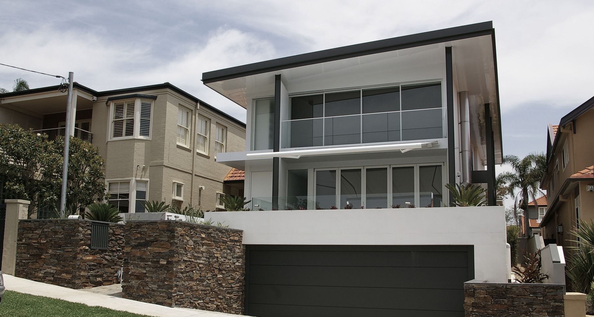 Mosman New Build 2009 banner