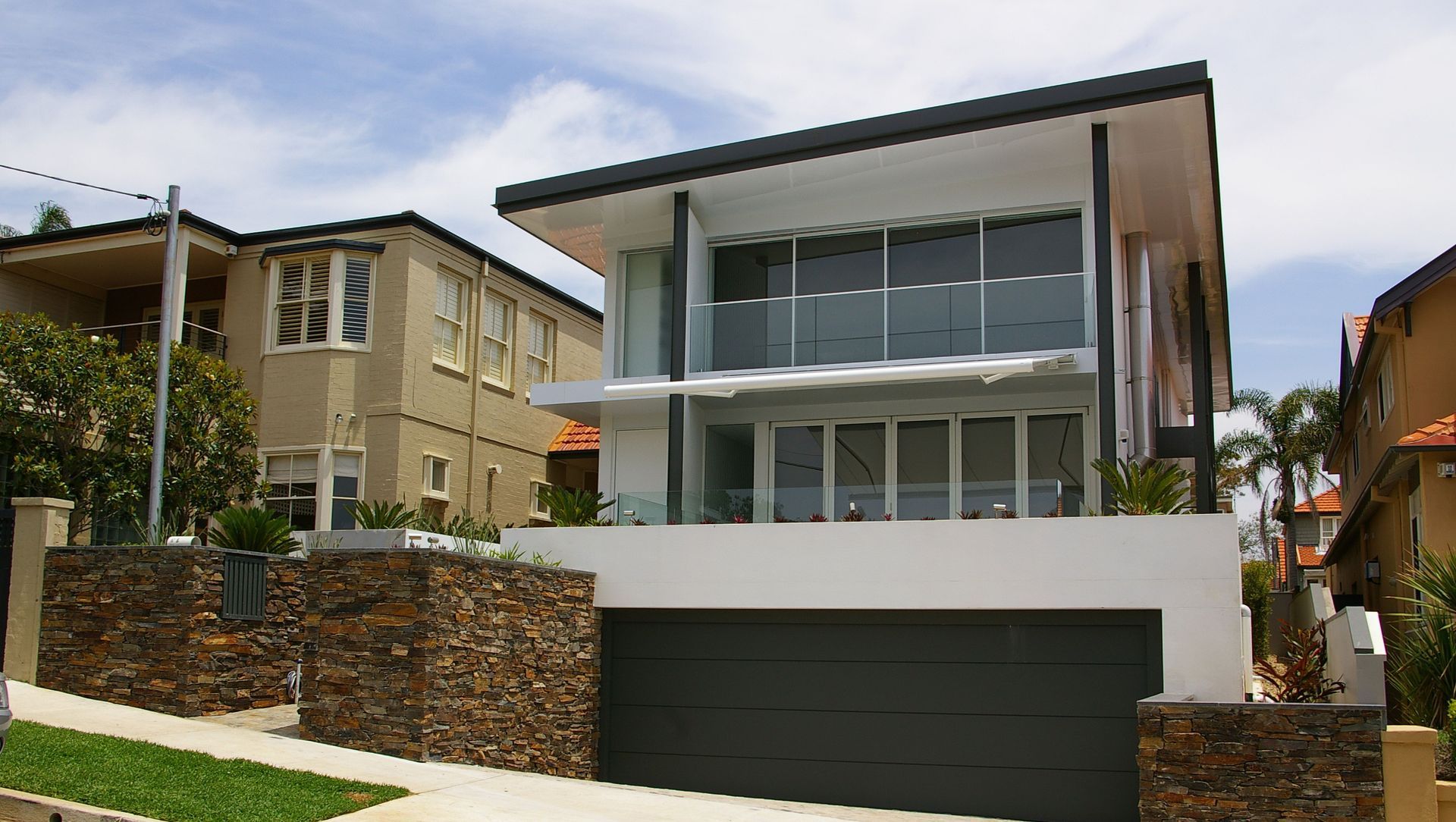 Mosman New Build 2009 banner