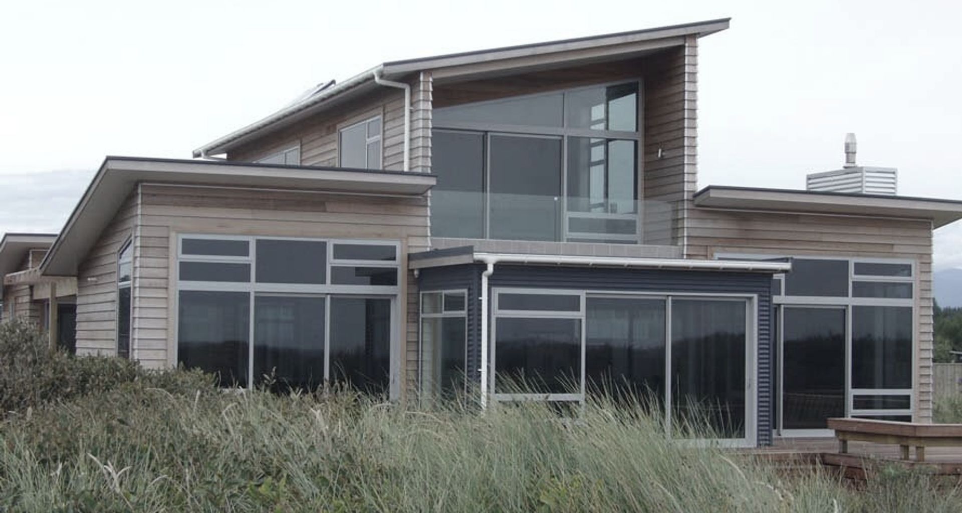 Waitarere House banner