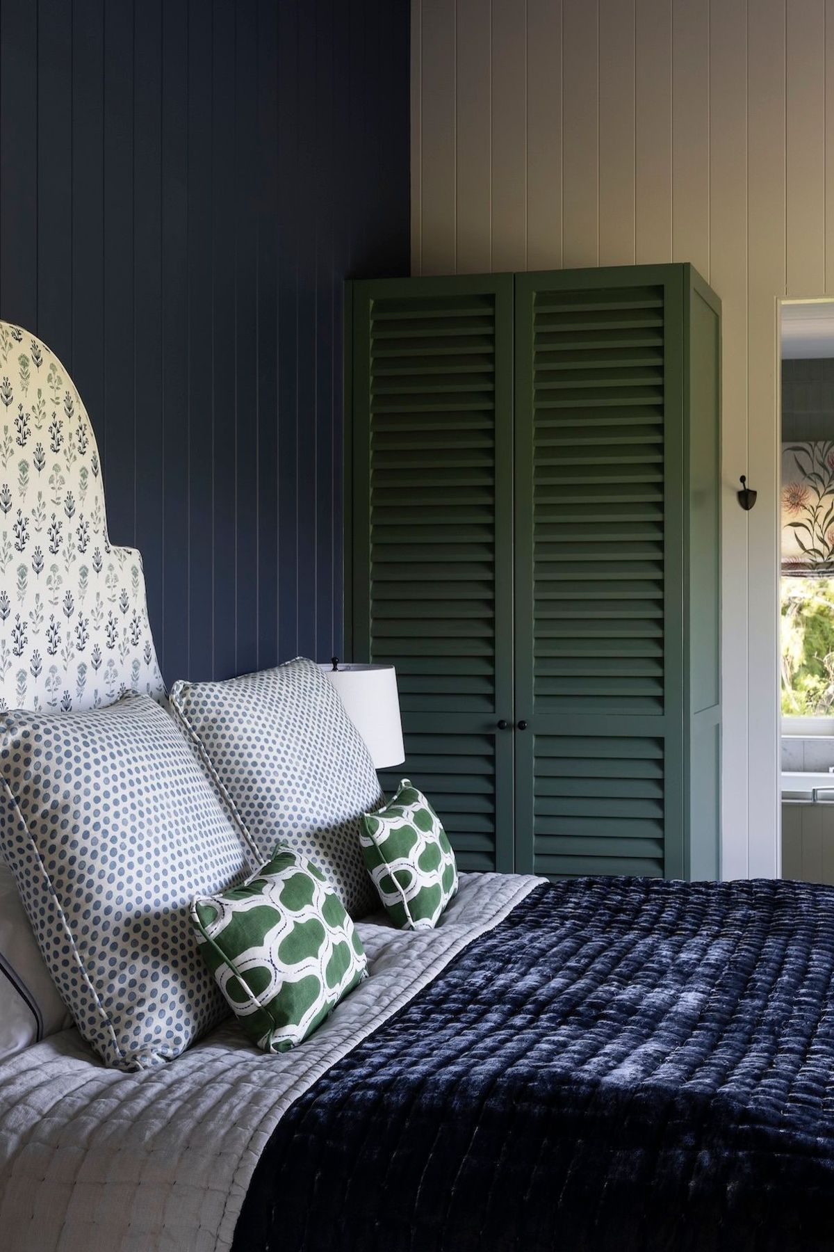 10-envirotecture-robertsonpassivhaus-passivhaus-newsouthwales-bedroom.jpg