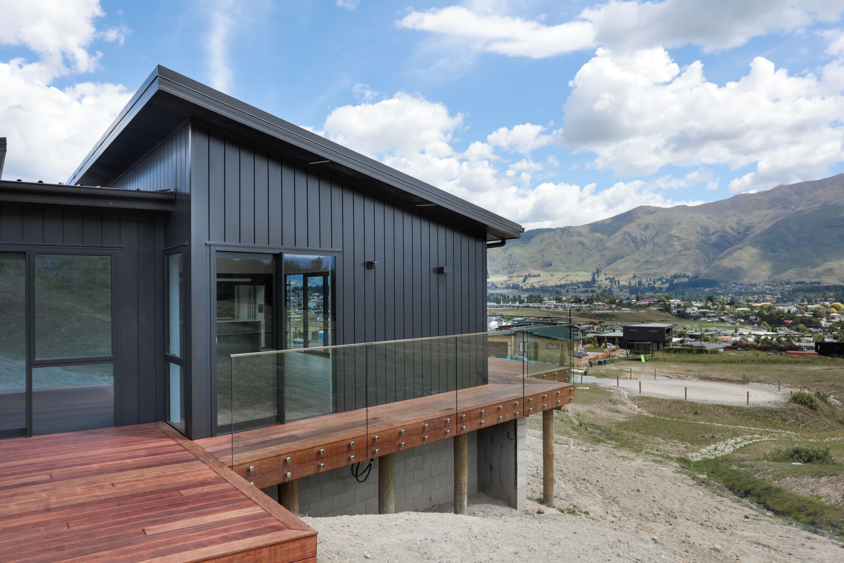 Atiku Rise, Wanaka