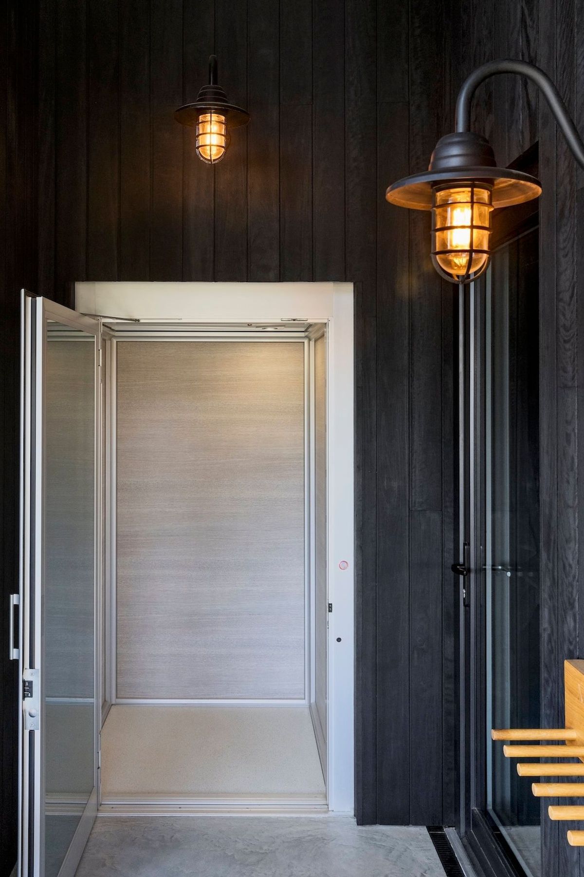 11-envirotecture-robertsonpassivhaus-passivhaus-newsouthwales-entrance-2.jpg