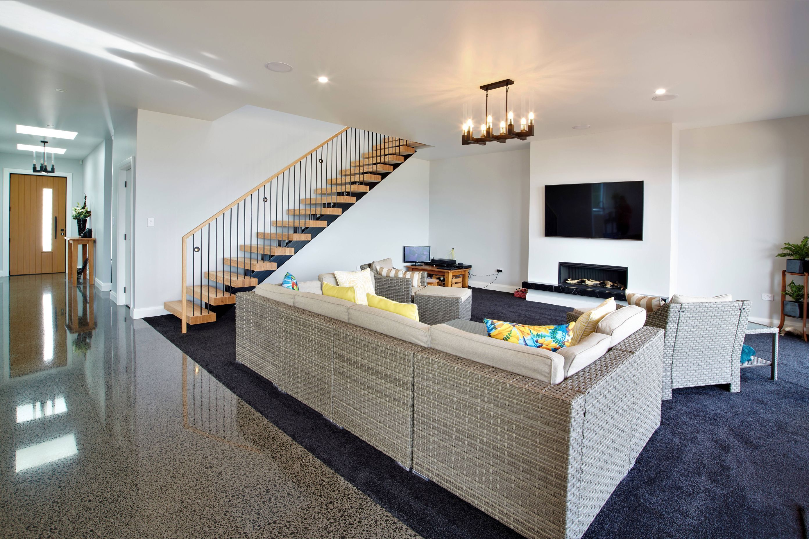 Living/Entrance