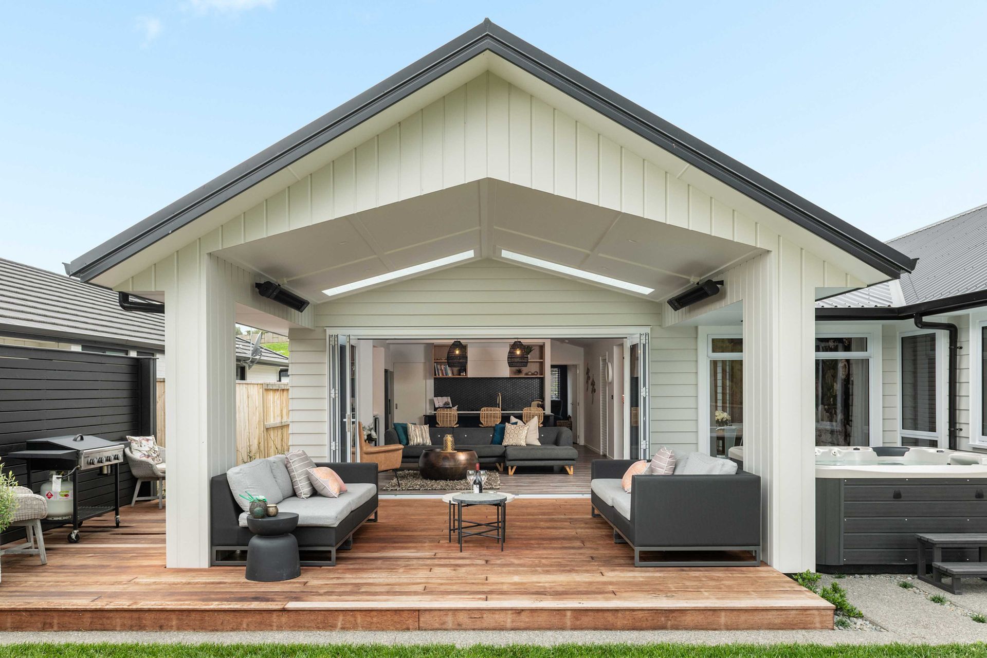 113 Whakaturou Crescent