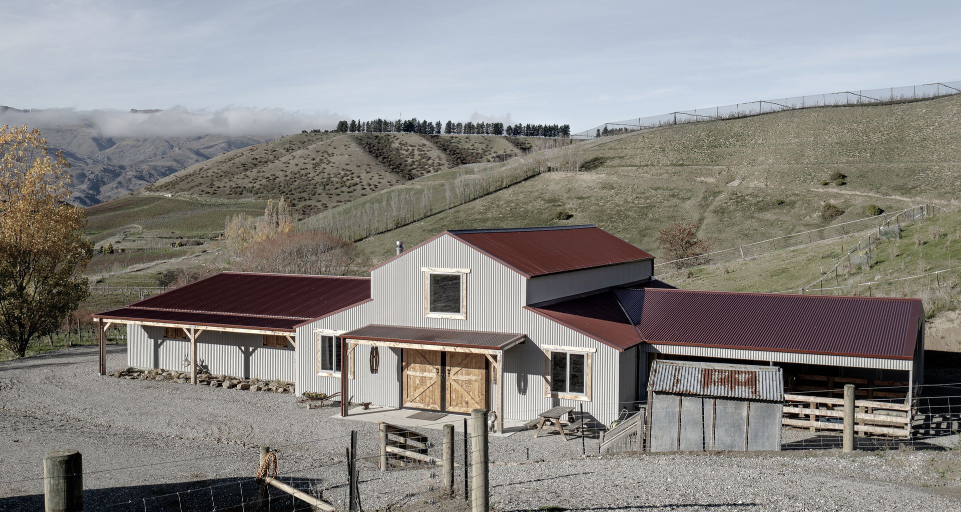 Swann Road Barn banner