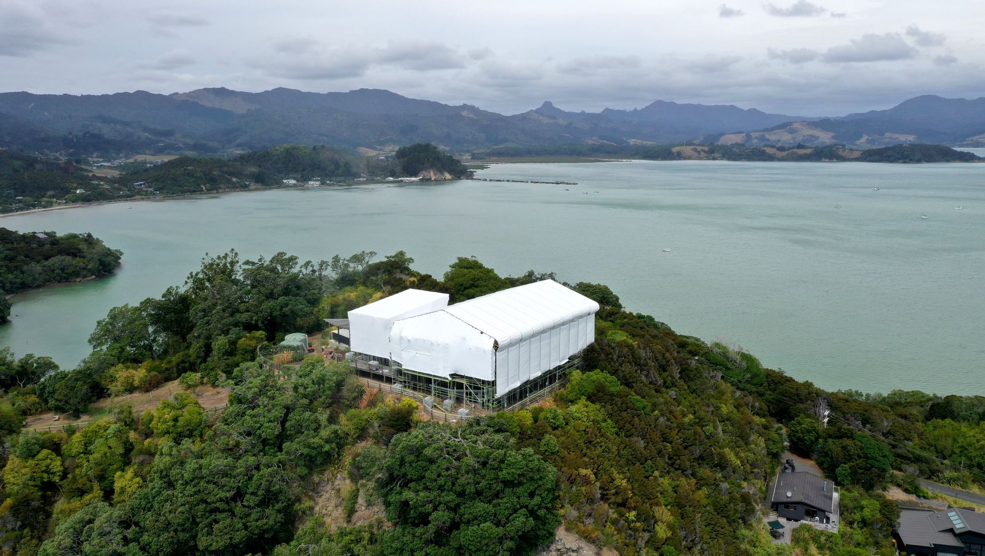 Green Construction - Encapsulate an entire house - Wyuna Bay 1 - banner