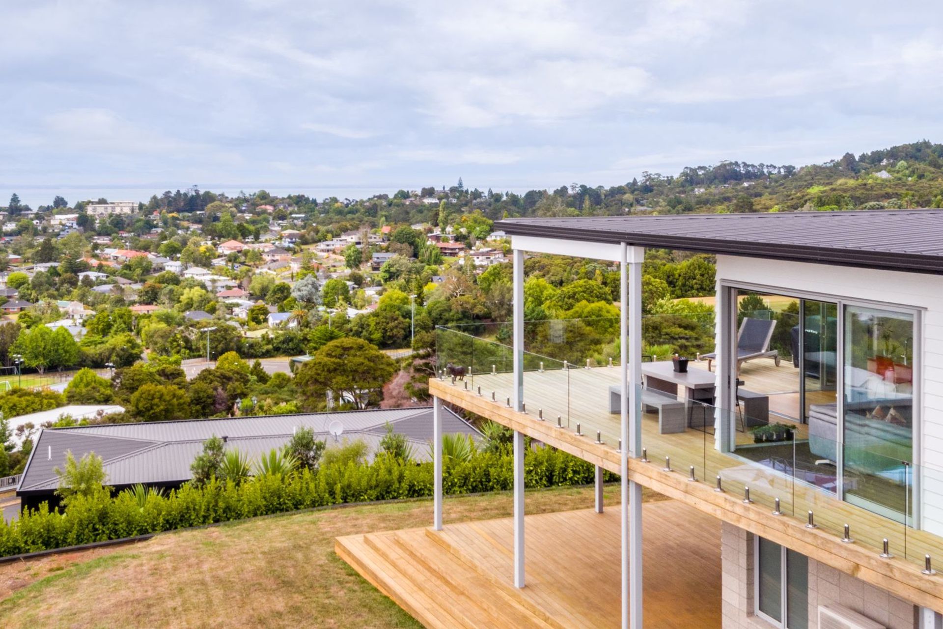 West Central Open Plan Living - Design and Build