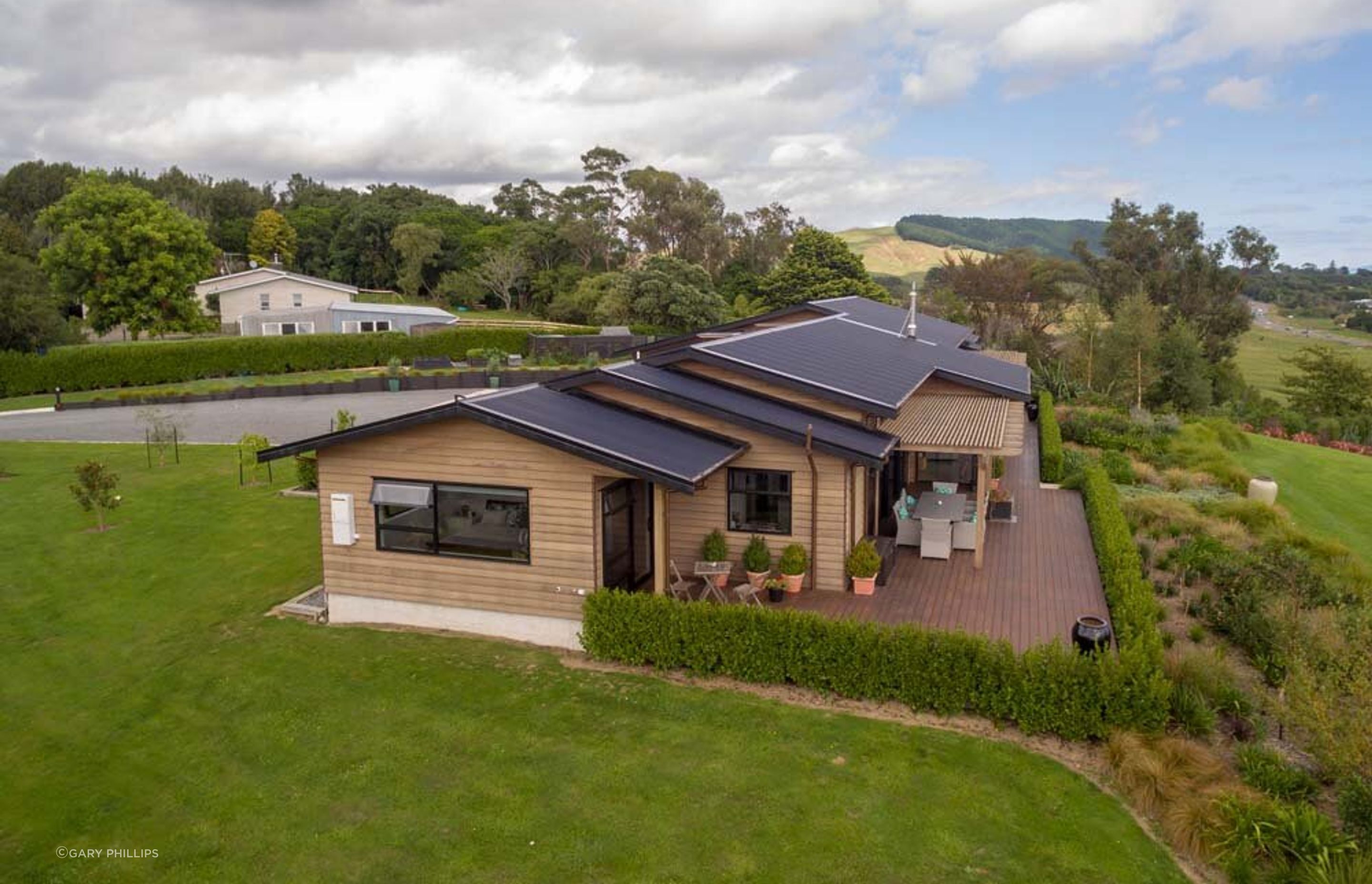Manakau House