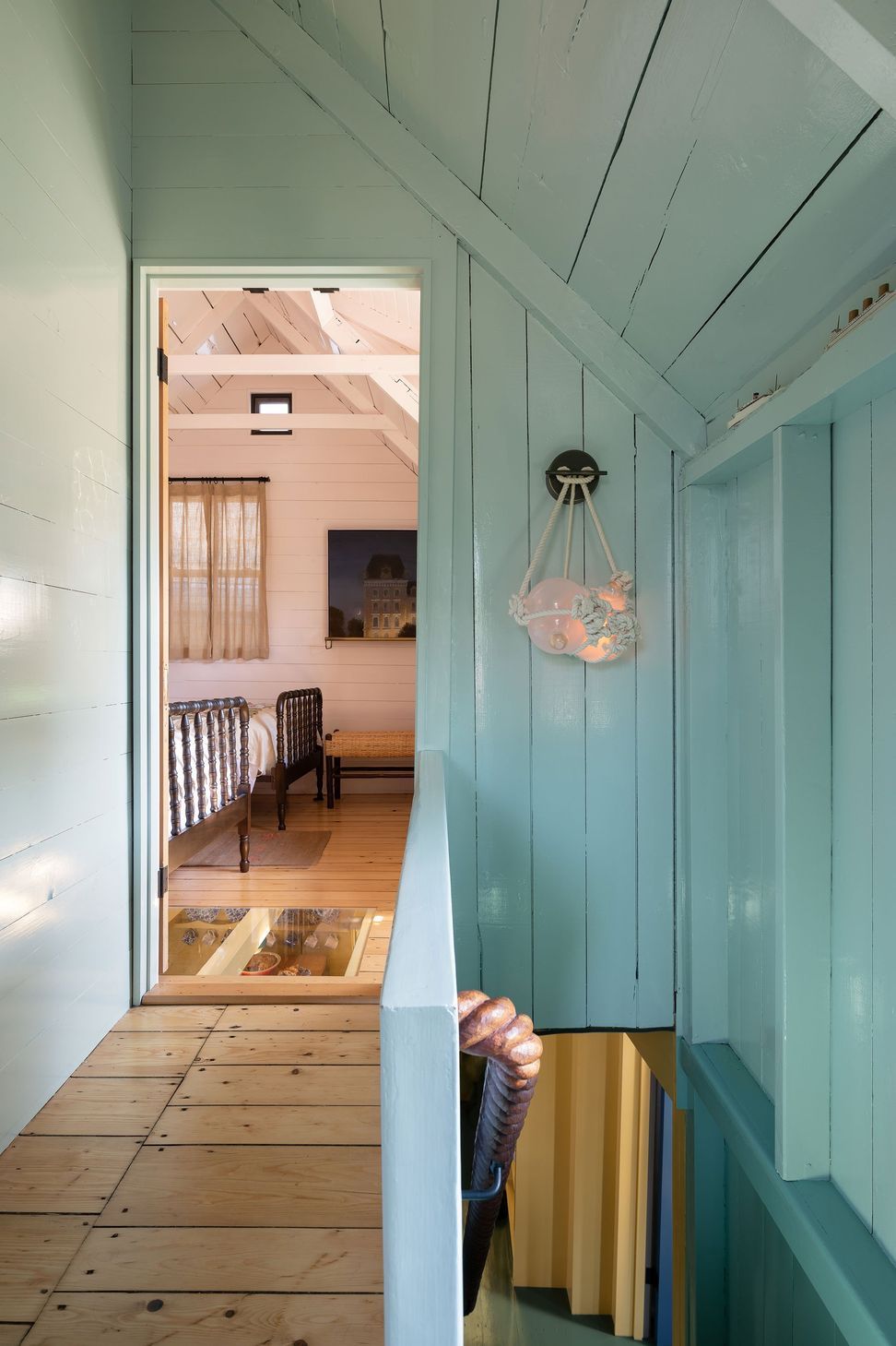 14MarthasVineyardCottageCuppettKilpatrickArchitectureandInteriorDesignlight-wood-flooring-green-walls-vintage-light-fixture.jpg