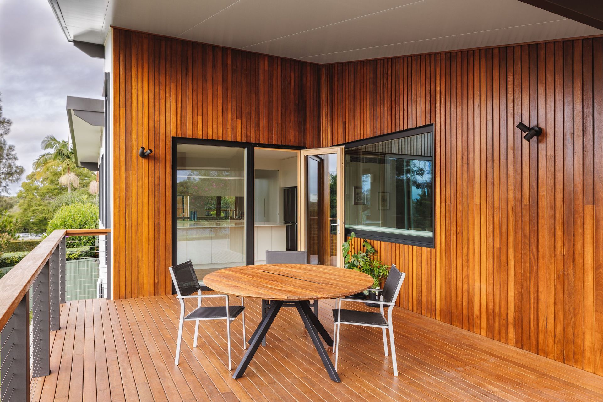 15-envirotecture-berowra-heights-nsw-back-deck.jpg