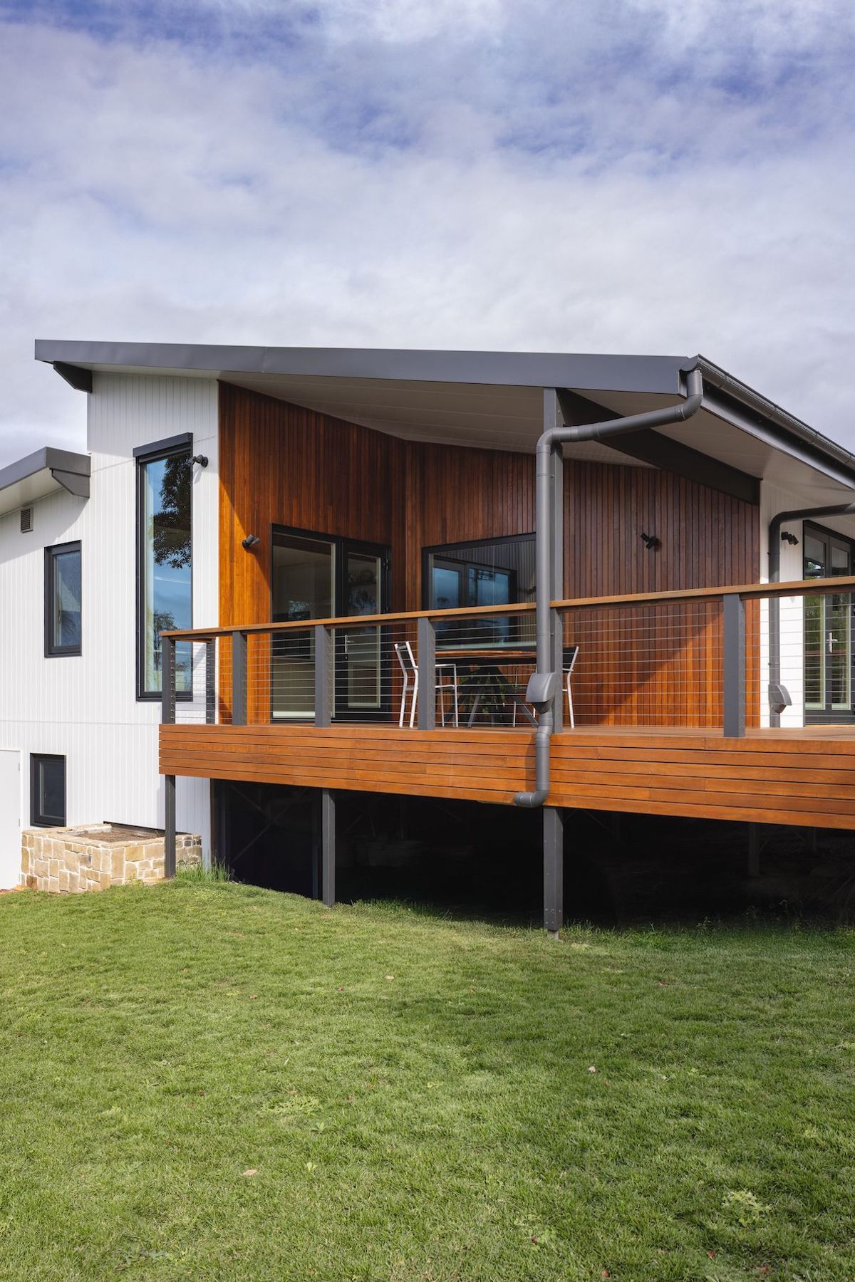 16-envirotecture-berowra-heights-nsw-exterior-back.jpg