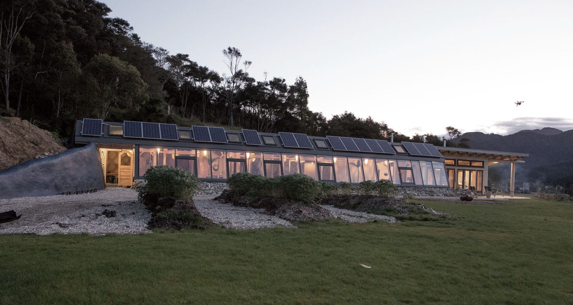 Earthship - Solar banner
