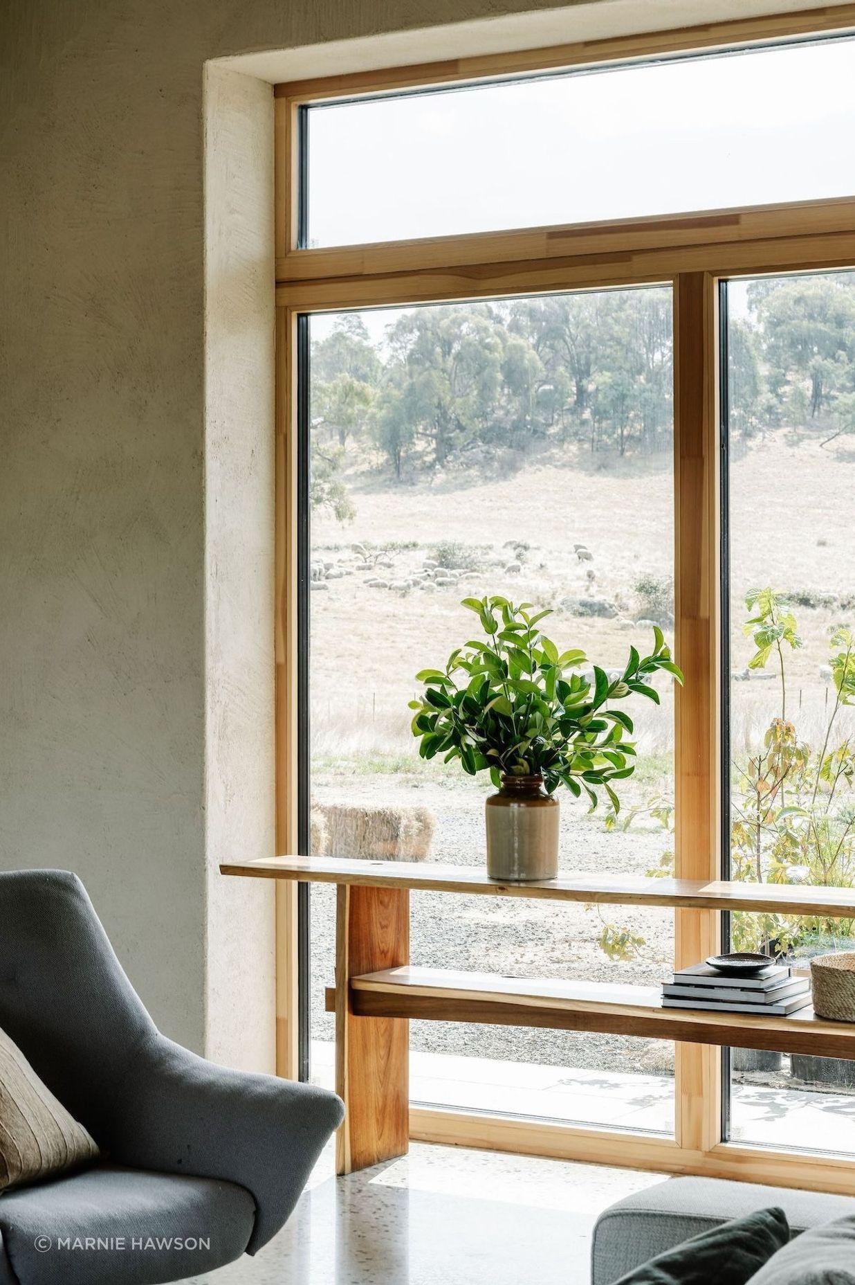 17-envirotecture-huffnpuffhaus-passivhaus-victoria-livingroom.jpg
