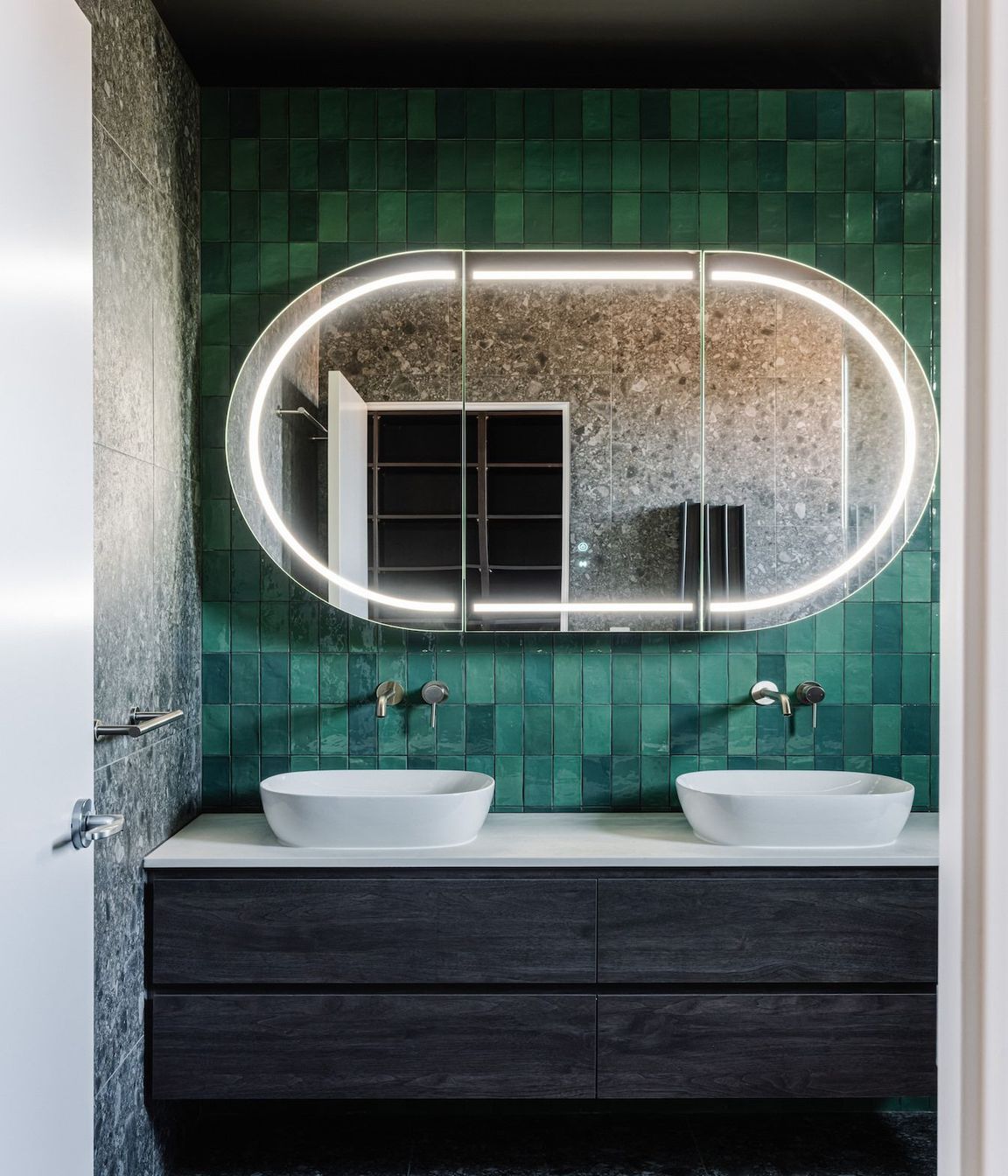 17-portrait-envirotecture-wrighty-tighty-haus-vic-green-bathroom.jpg