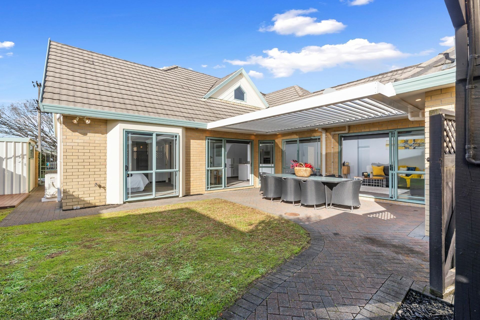 Wisely Road, Auckland