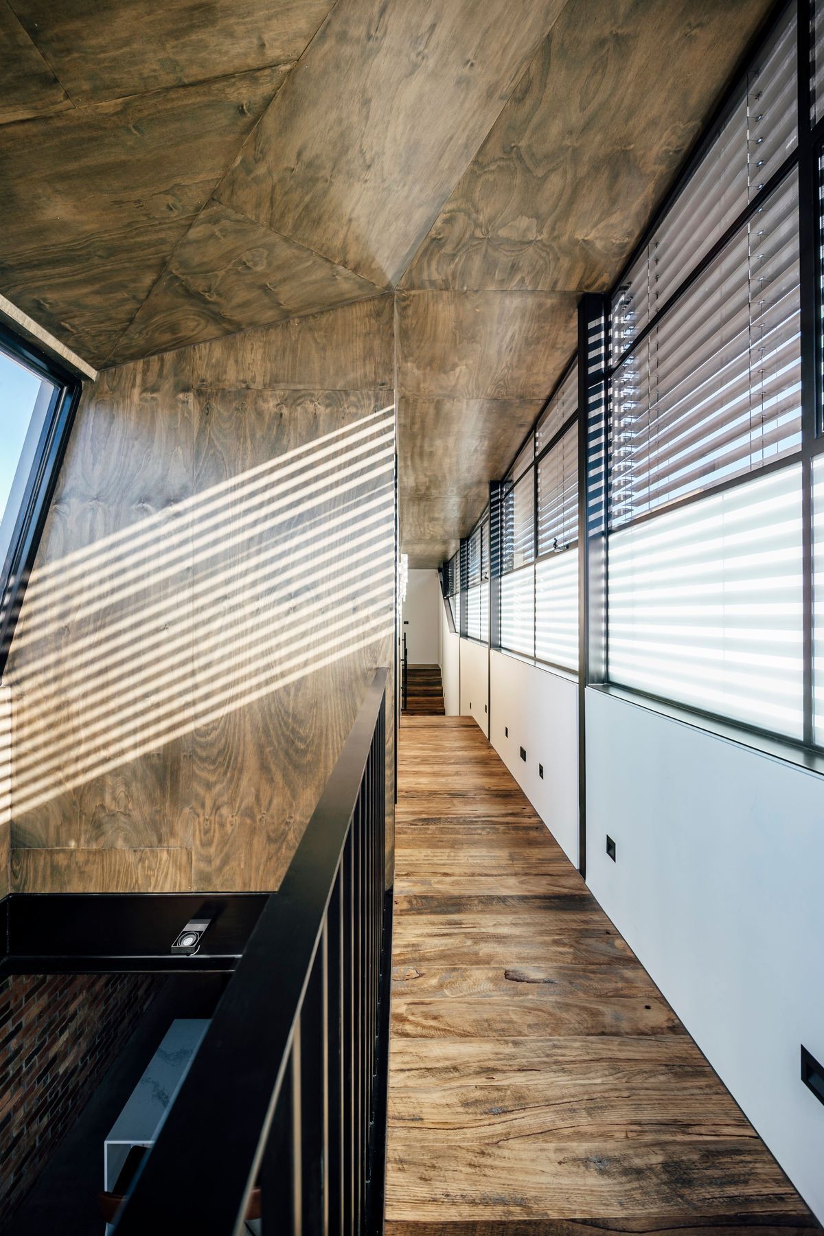 190627MitsuoriFitzroy-0167-Pano-edit.jpg