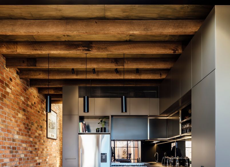 Reverse Tree Change House