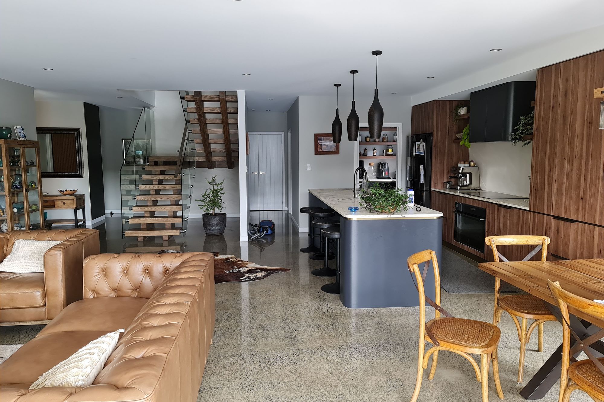 Kauri Grove Drive