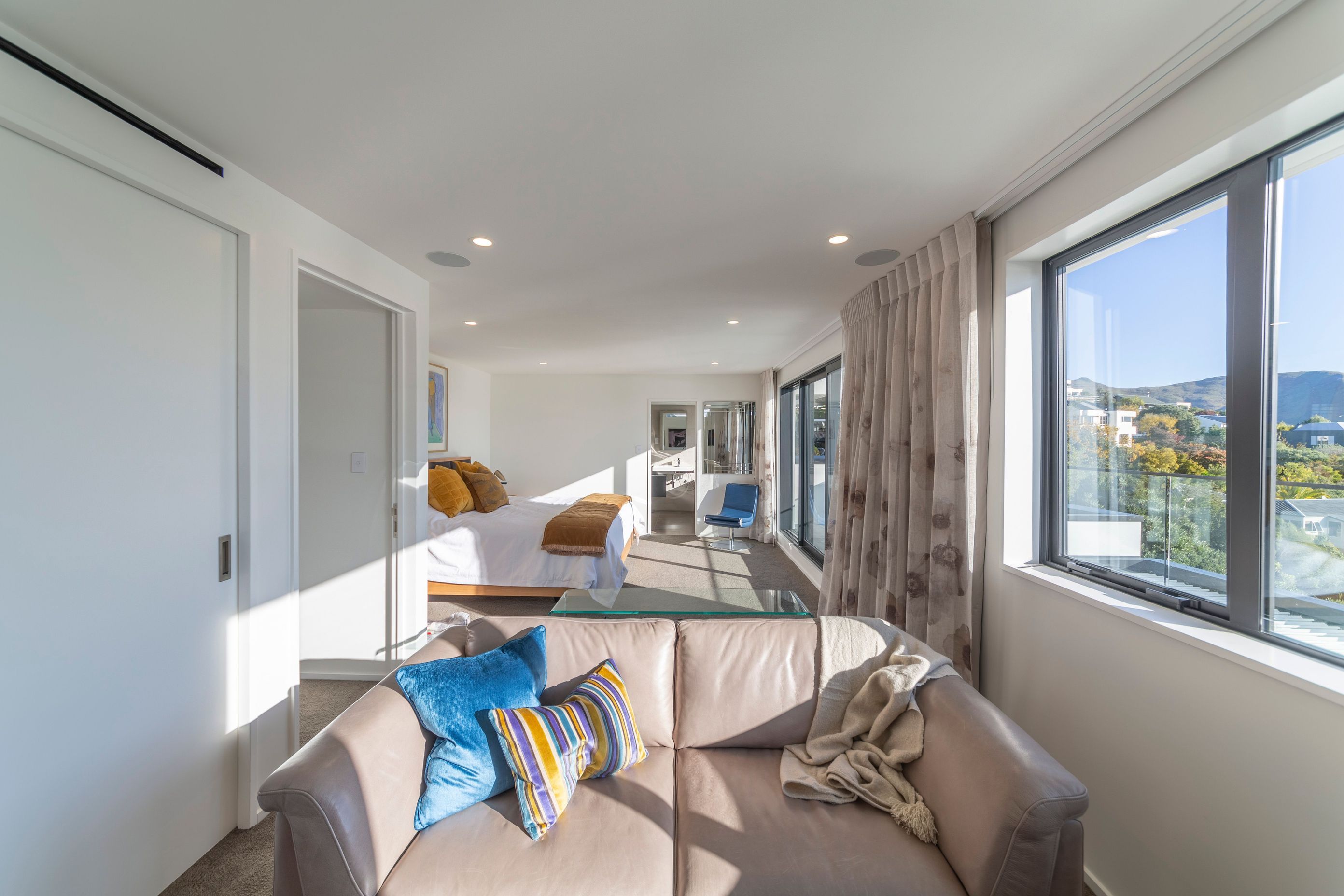 Hillview House