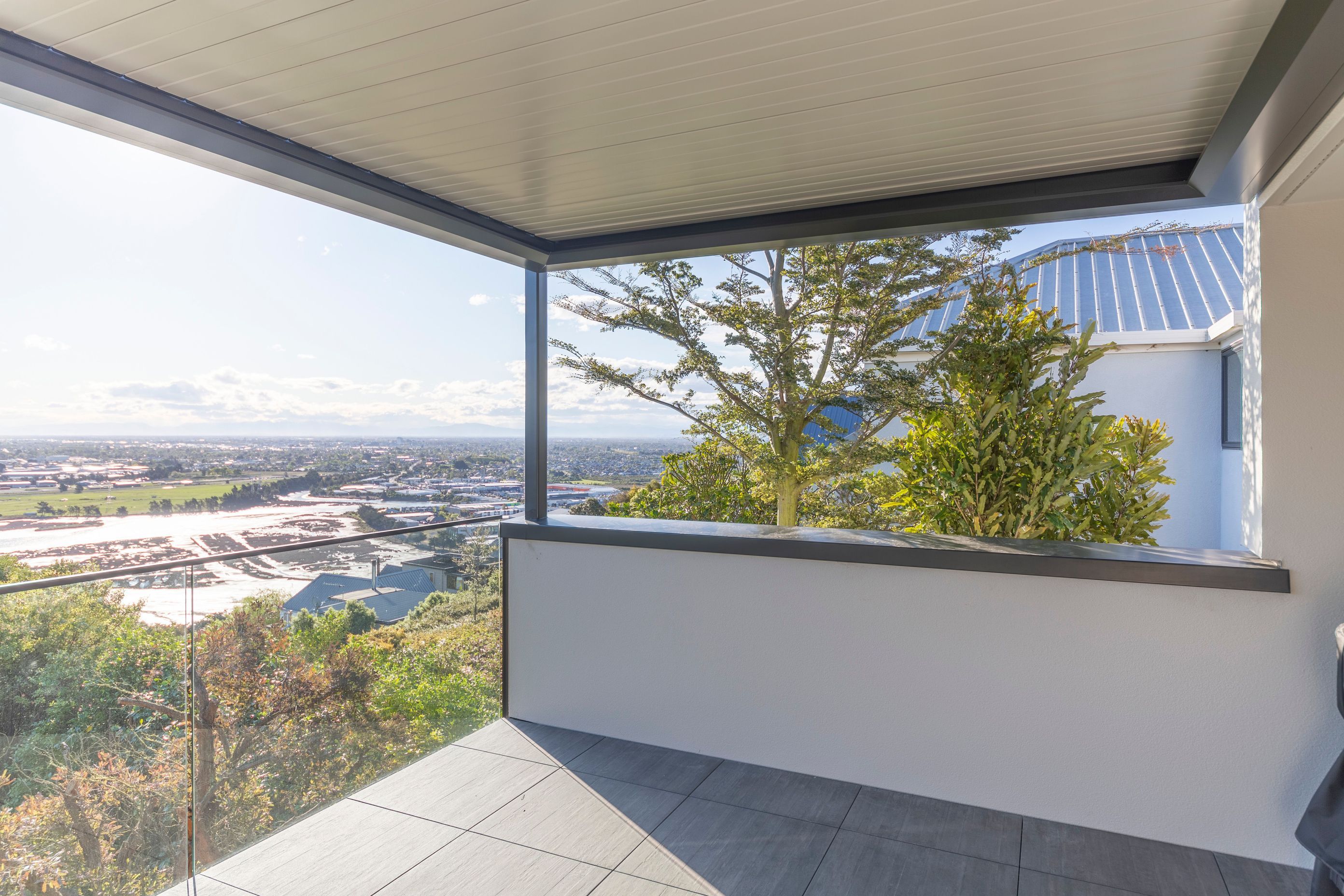 Hillview House