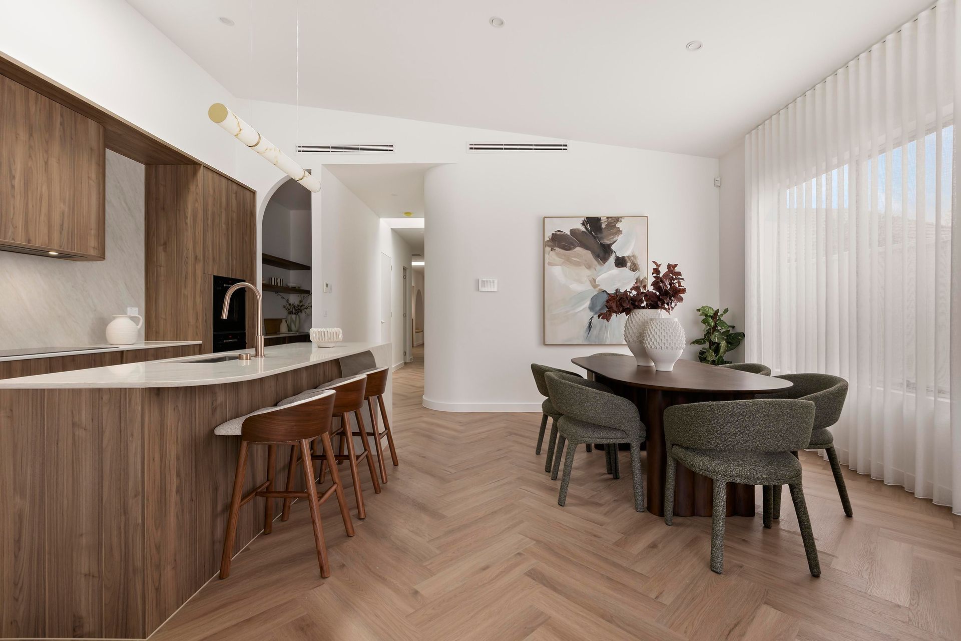 2-DiningRoom-v2.jpg