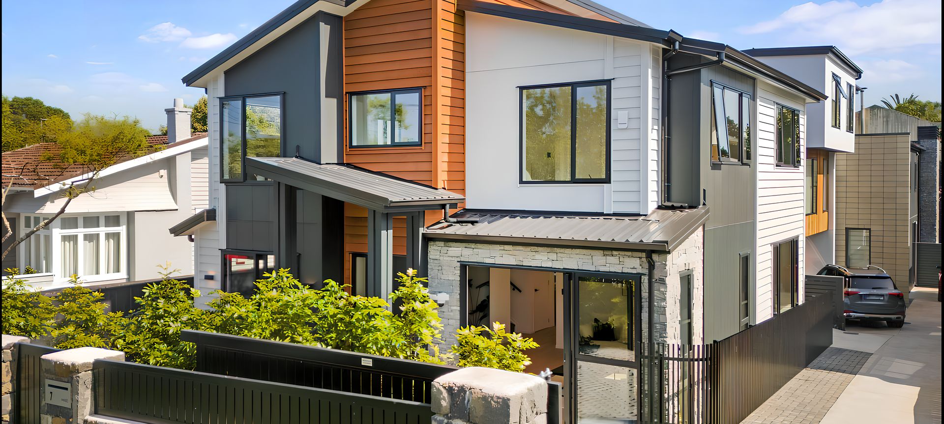 Mount Eden House banner