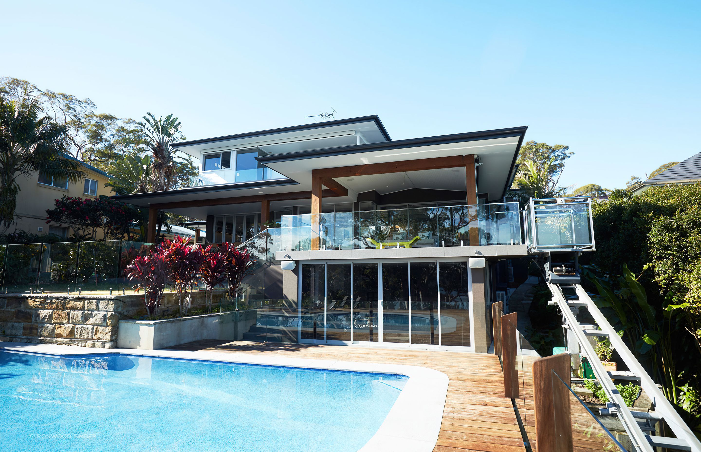 ##Lilli Pilli House