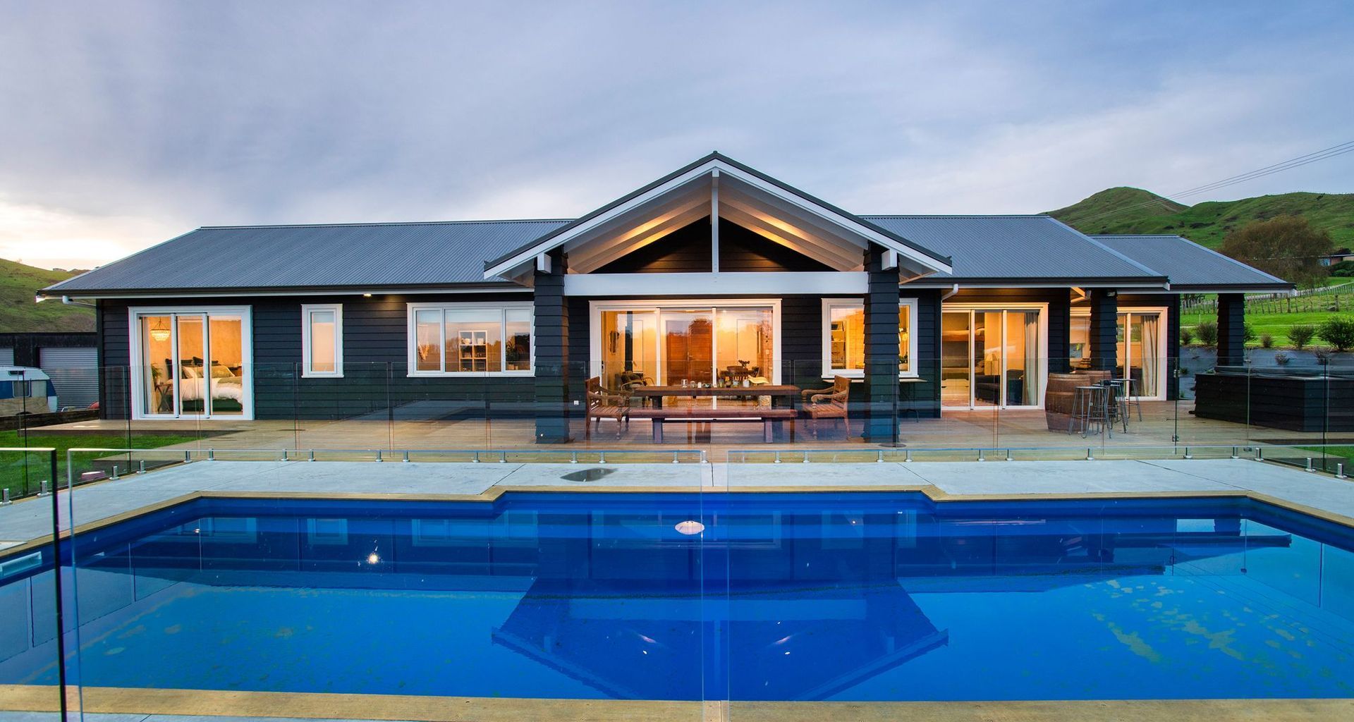 Scarleys Way New Build banner